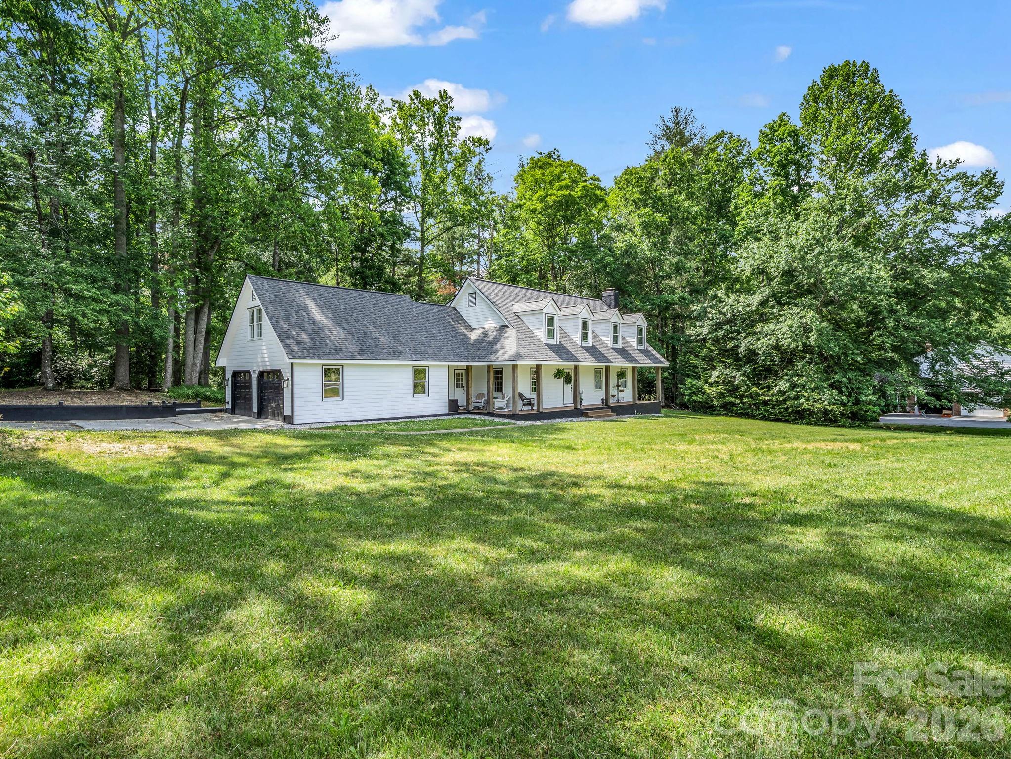 1st image of 213 Raintree Dr, Hendersonville, NC 28791 | MLS# 4379526