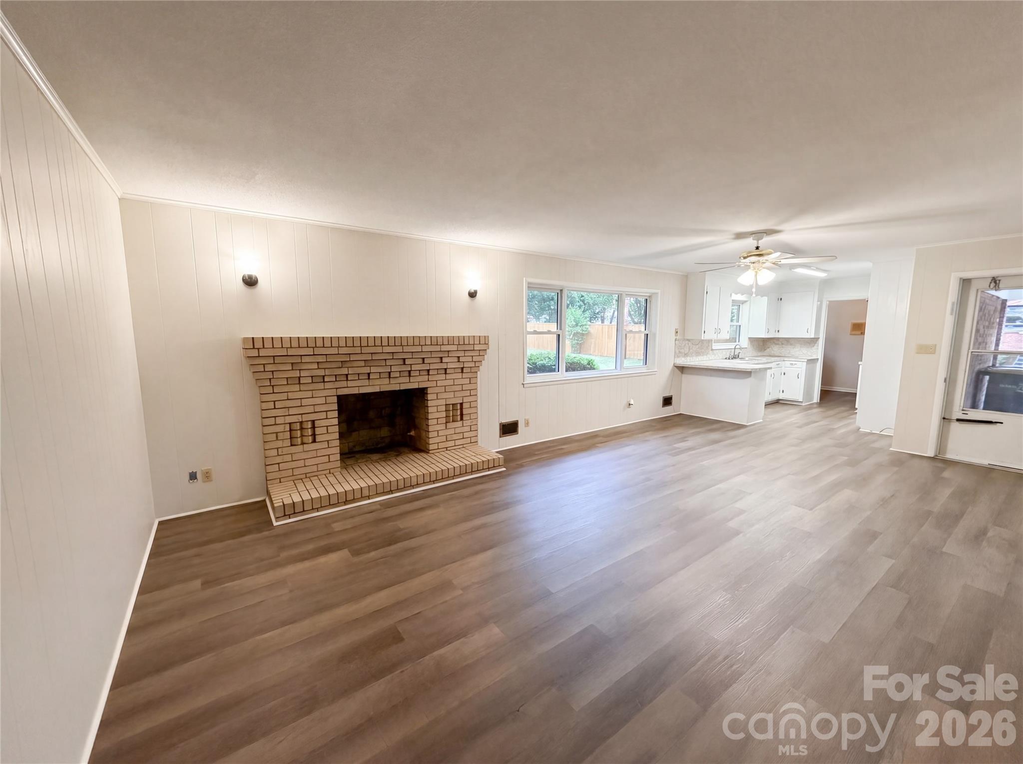 3rd image of 128 Greenview Dr, Kannapolis, NC 28081 | MLS# 4379540