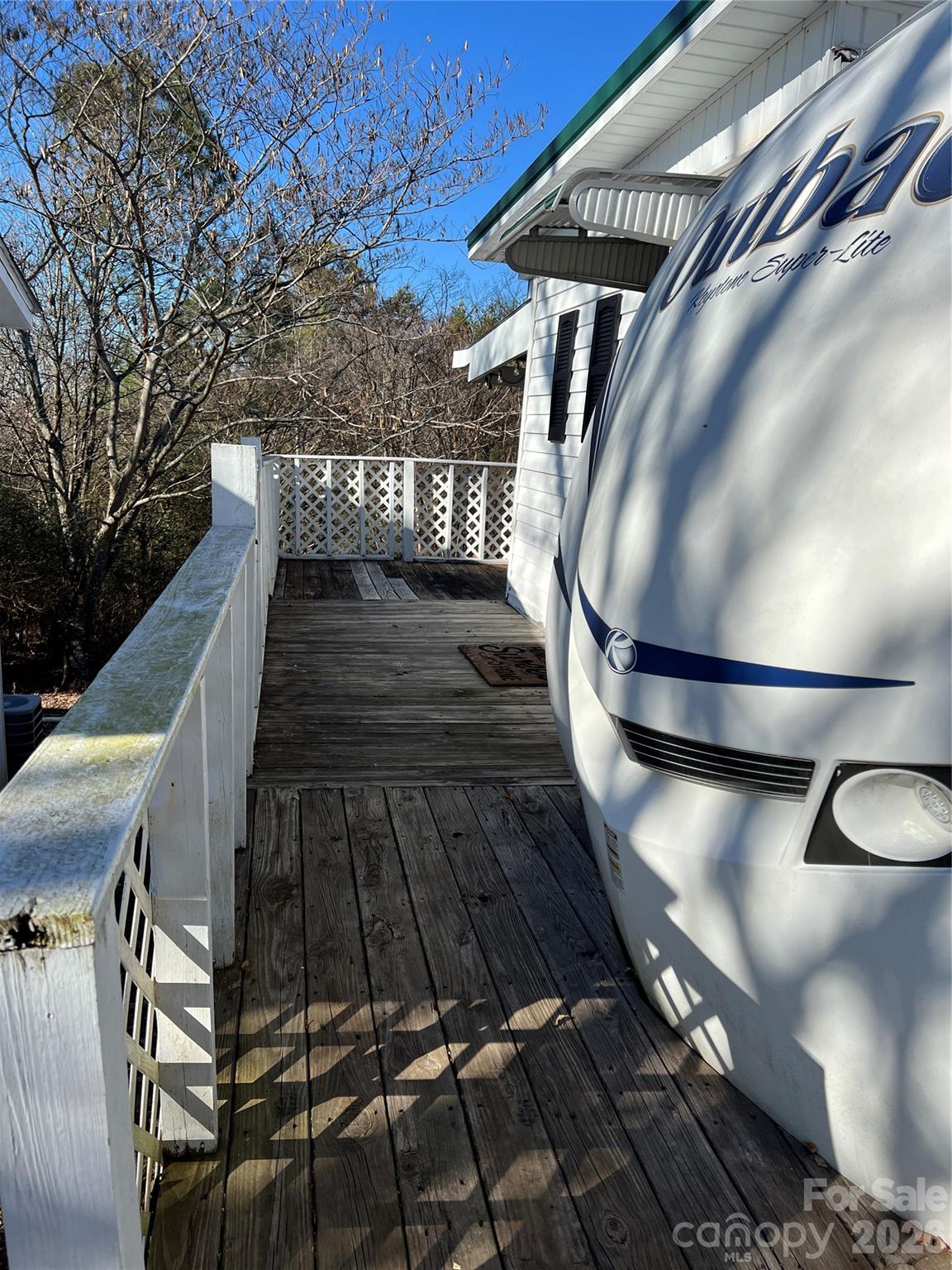 Photo 3 of Single family home for sale at 322 Mount View Ln, New London, NC 28127 | MLS# 4381016 | Listing updated on 2026-09-04