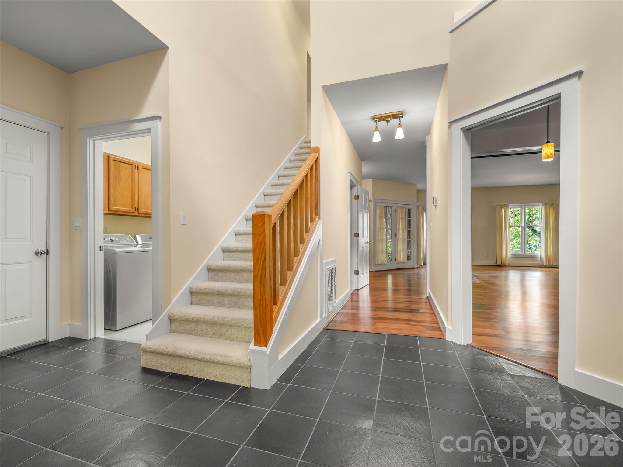 4th image of 4 Lacoste Dr, Hendersonville, NC 28739 | MLS# 4381202