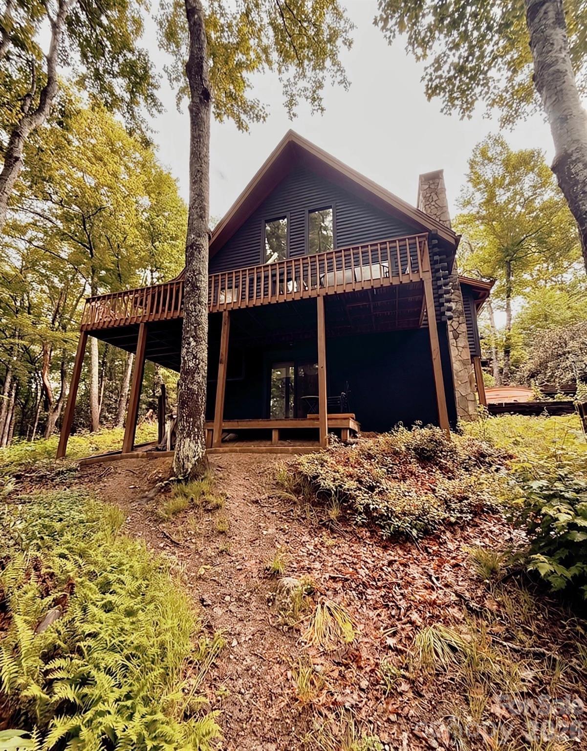 Photo 2 of Single family home for sale at 89 Woodcliff Loop, Newland, NC 28657 | MLS# 4381758 | Listing updated on 2026-09-05