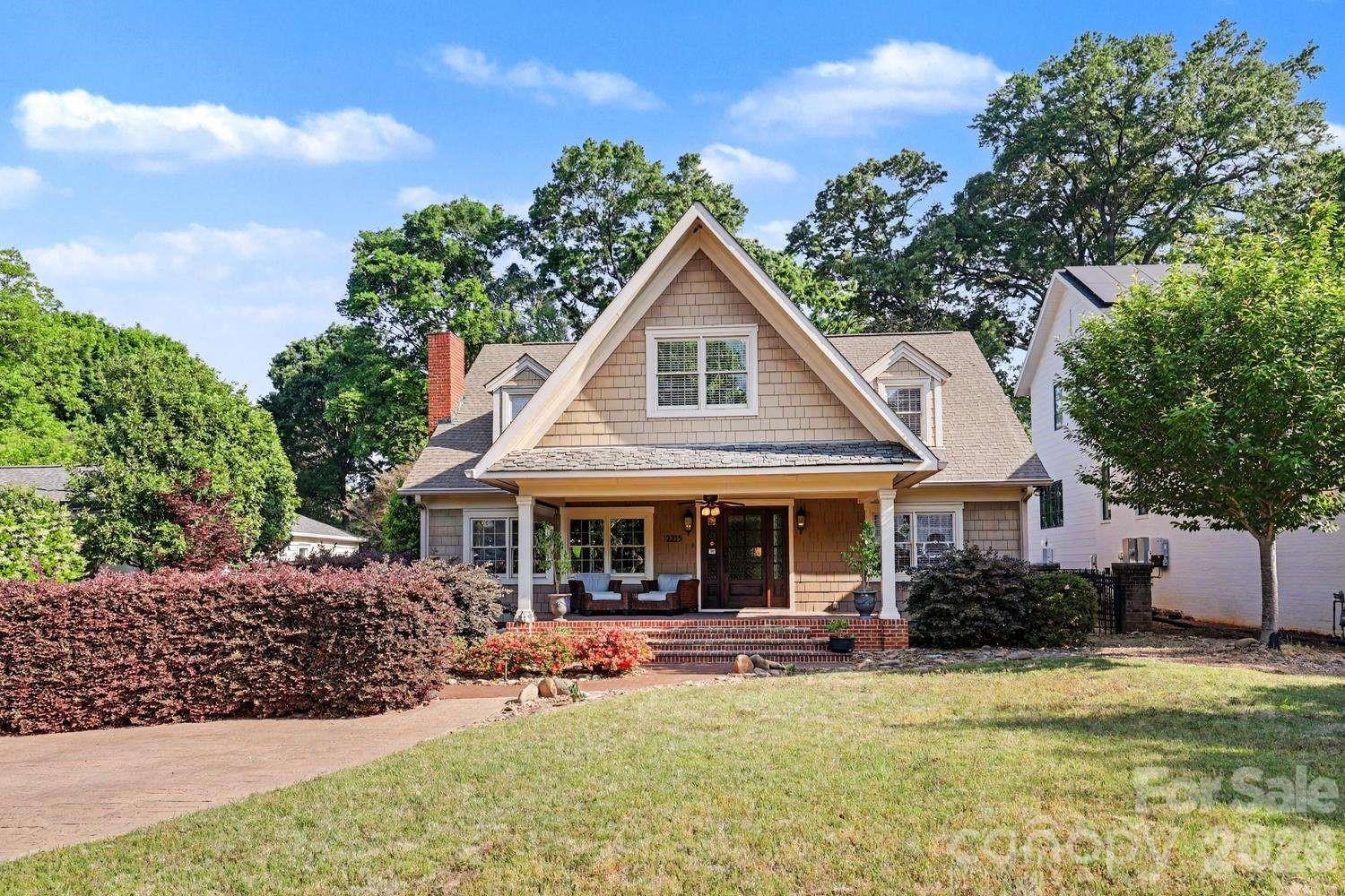 Homes for sale in Charlotte, NC | 2215 Hassell Pl, Charlotte, NC 28209 | MLS# 4382060