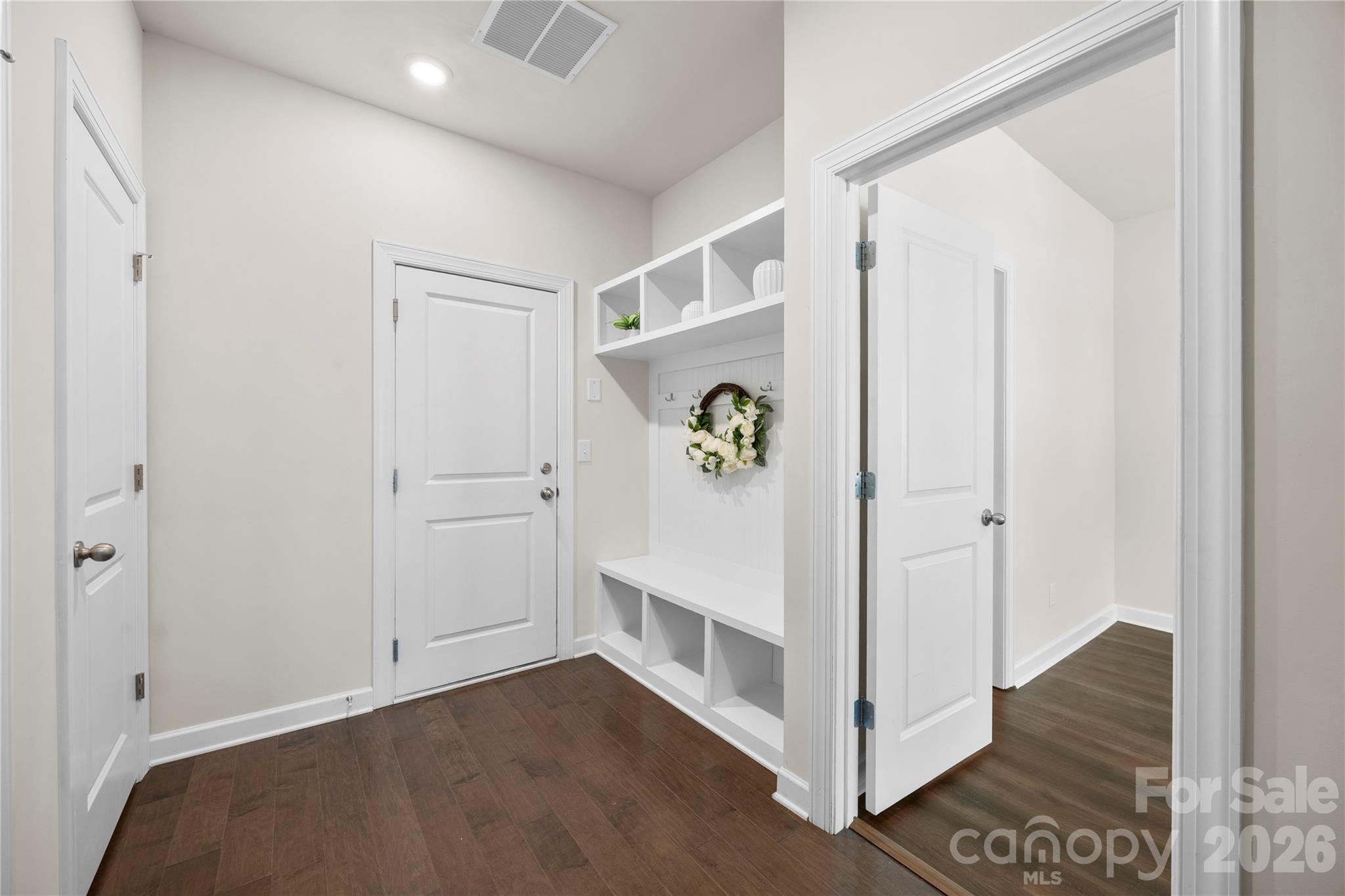 Homes for sale in Charlotte, NC | 2616 Greenmarket Dr, Charlotte, NC 28217 | MLS# 4382205