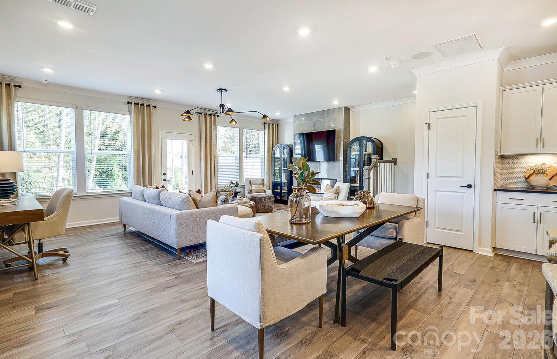 2nd image of 2015 Bayou Trace Dr, Charlotte, NC 28262 | MLS# 4382745