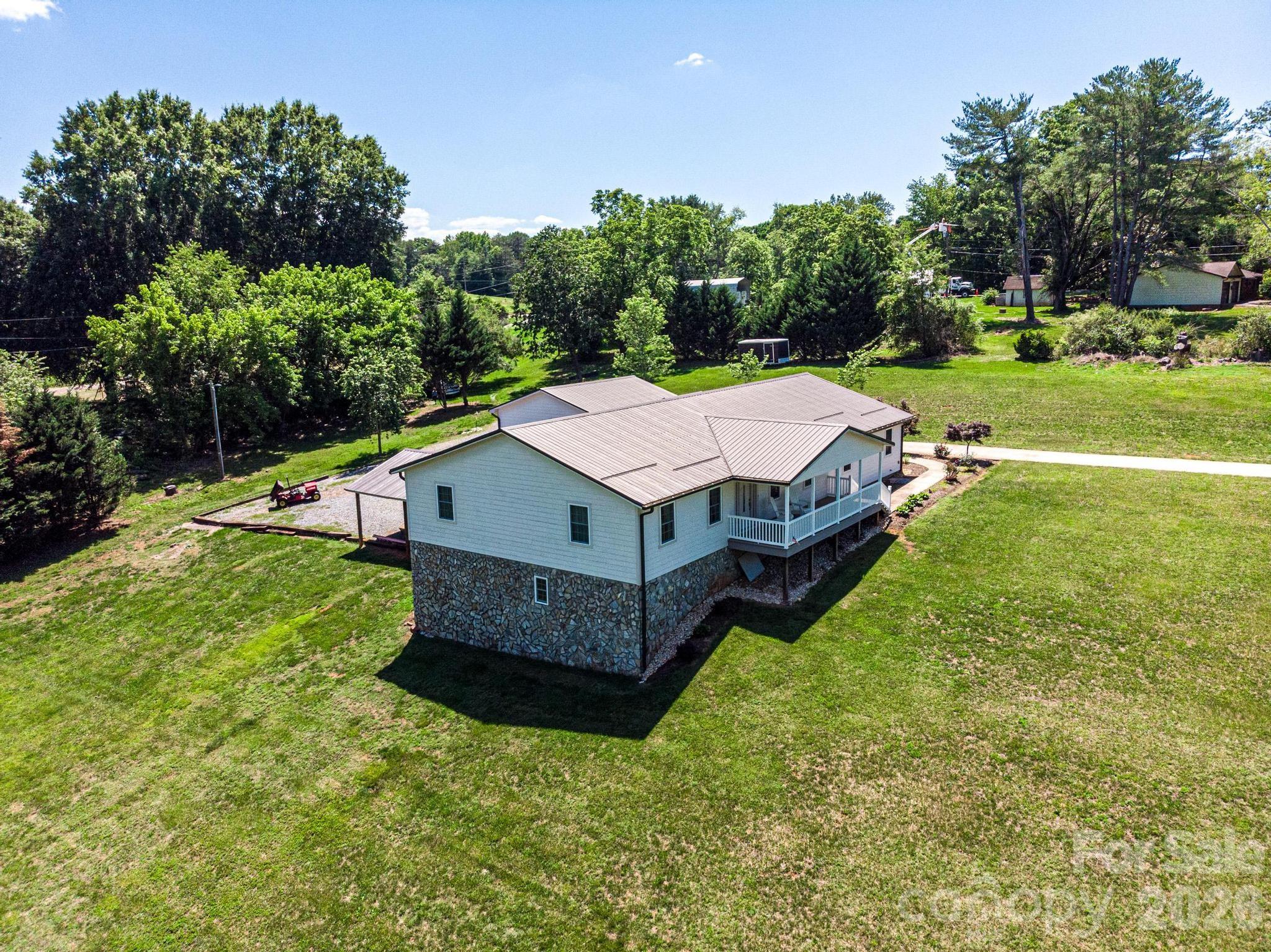 Homes for sale in Granite Falls, NC | 460 Sunset St, Granite Falls, NC 28630 | MLS# 4382818