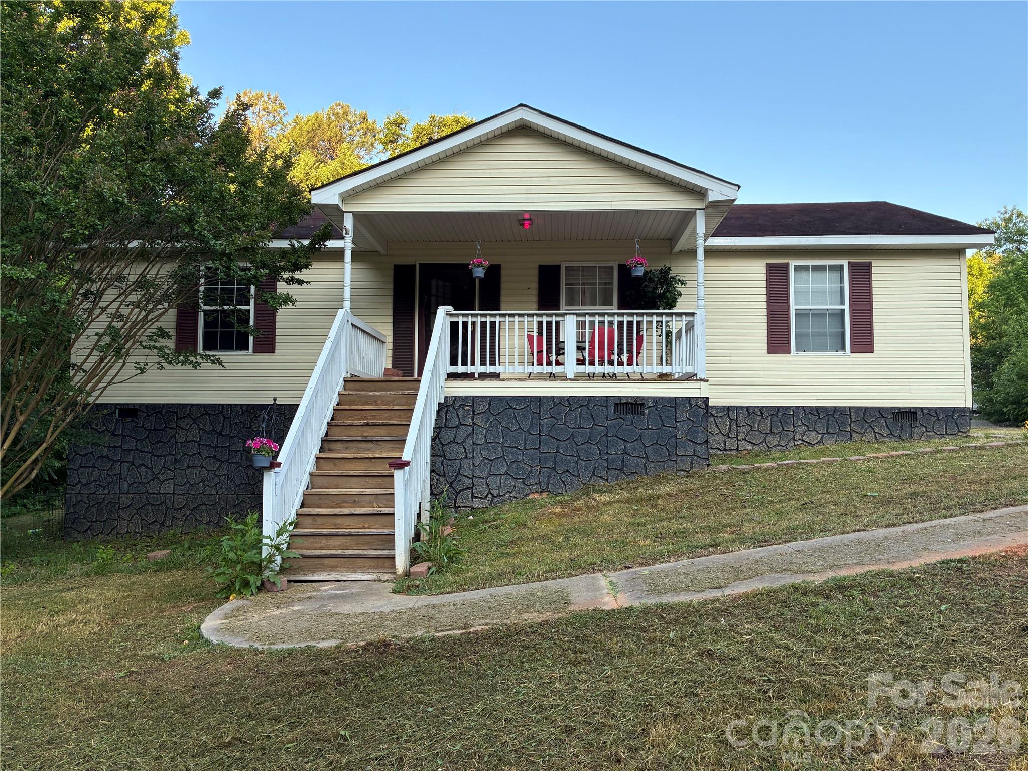 Homes for sale in Shelby, NC | 1721 Fallston Rd, Shelby, NC 28150 | MLS# 4382930