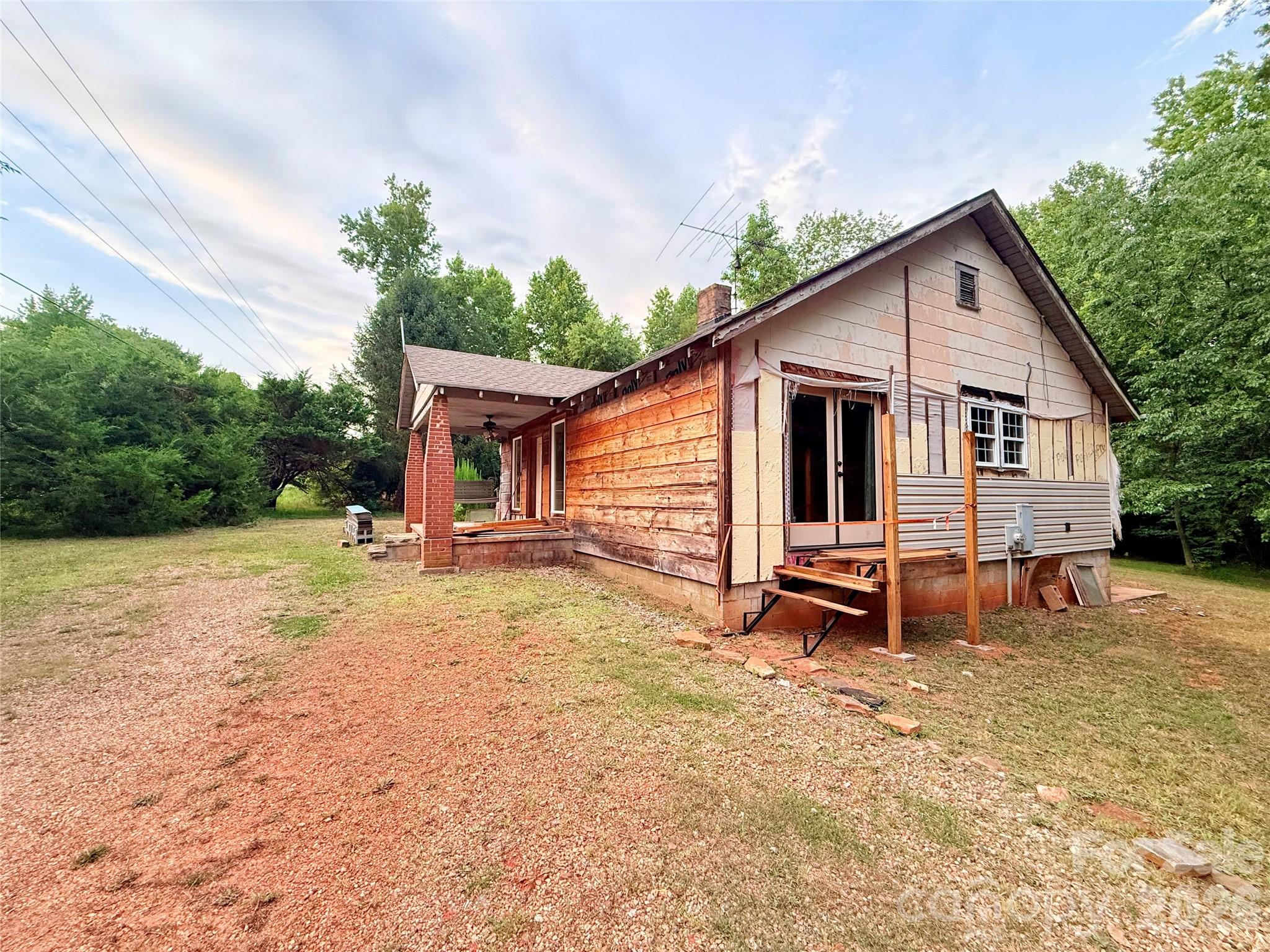 2nd image of 1491 Landrum Rd, Columbus, NC 28722 | MLS# 4382944