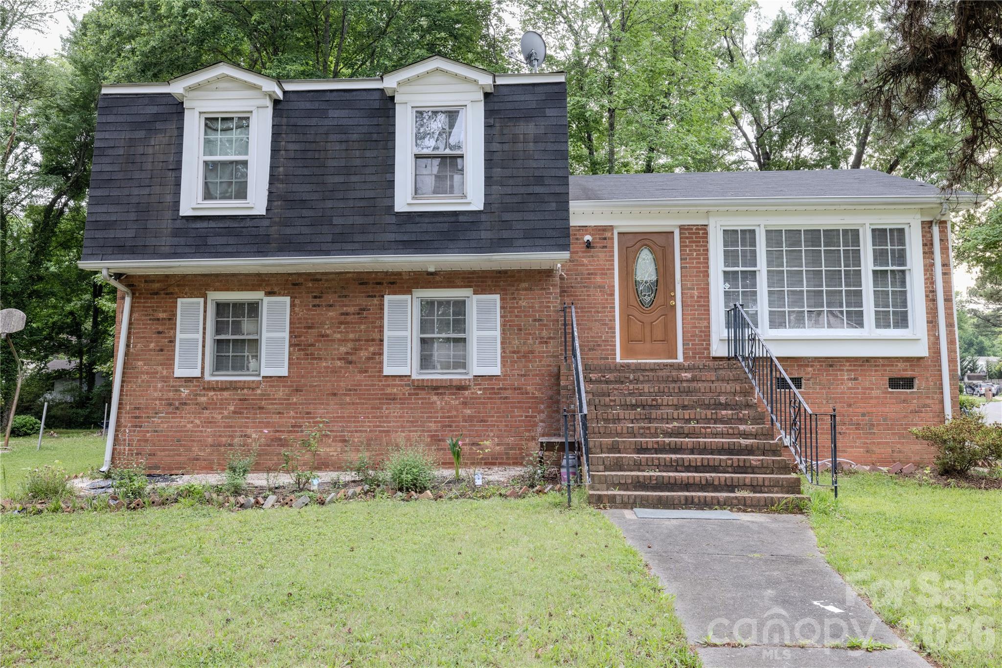 Homes for sale in Charlotte, NC | 2545 Cedarwild Rd, Charlotte, NC 28212 | MLS# 4383741