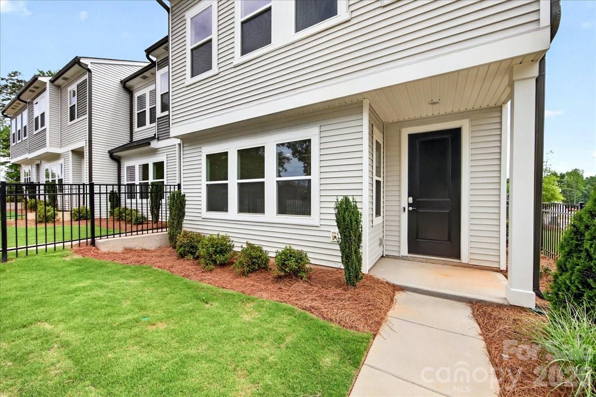 Homes for sale in Charlotte, NC | 6311 Haller St, Charlotte, NC 28227 | MLS# 4383827