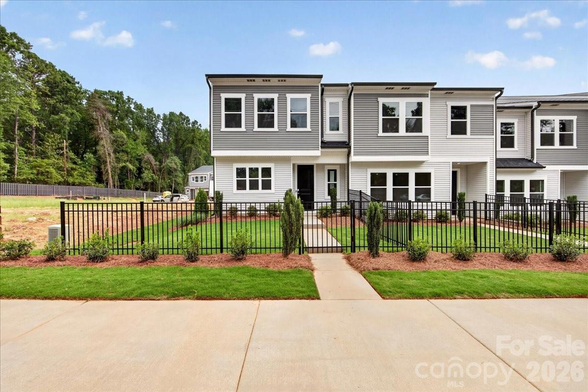 Homes for sale in Charlotte, NC | 6323 Haller St, Charlotte, NC 28227 | MLS# 4383894