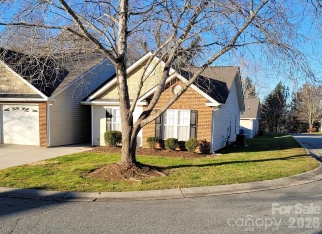 Homes for sale in Mount Holly, NC | 115 Edinburgh Ct, Mount Holly, NC 28120 | MLS# 4384116