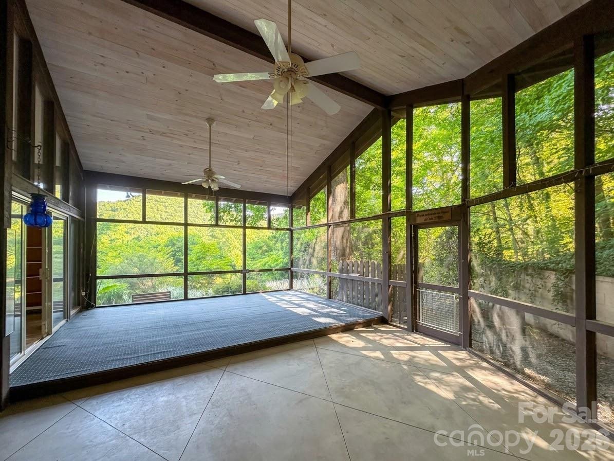 Homes for sale in Tryon, NC | 506 Country Club Rd, Tryon, NC 28782 | MLS# 4384441