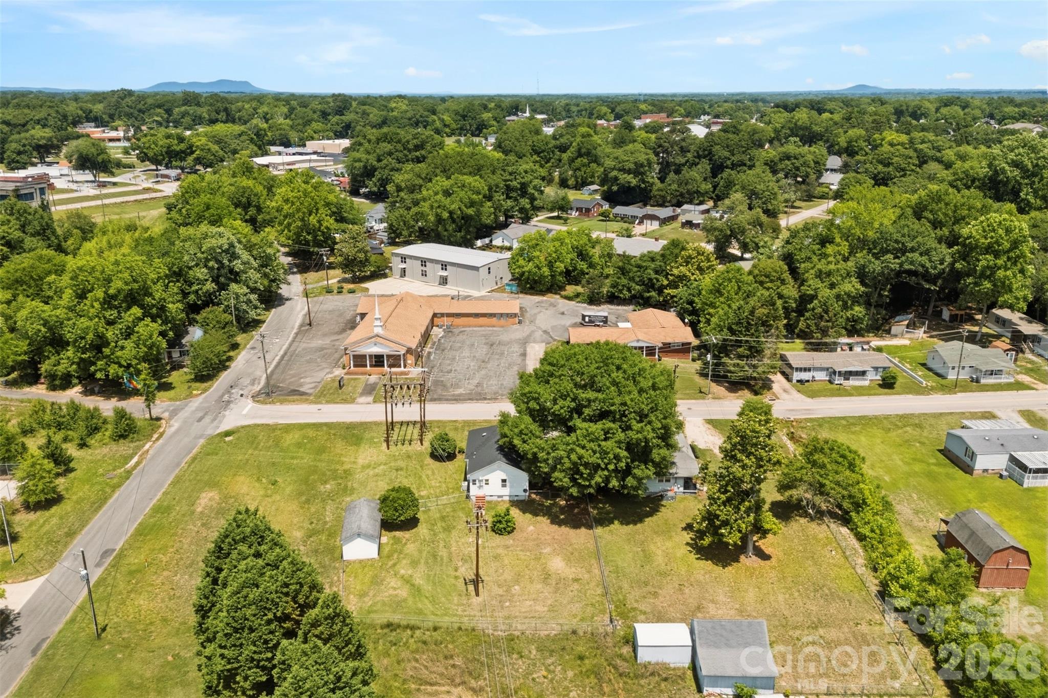 Homes for sale in Clover, SC | 204 Hampshire Ln, Clover, SC 29710 | MLS# 4385214