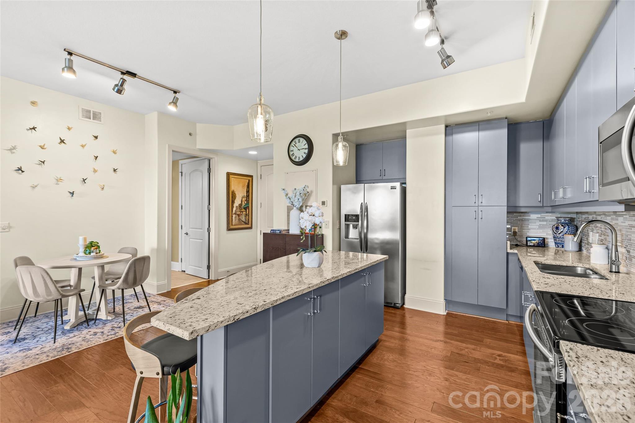 Homes for sale in Charlotte, NC | 4620 Piedmont Row Dr #614, Charlotte, NC 28210 | MLS# 4385763