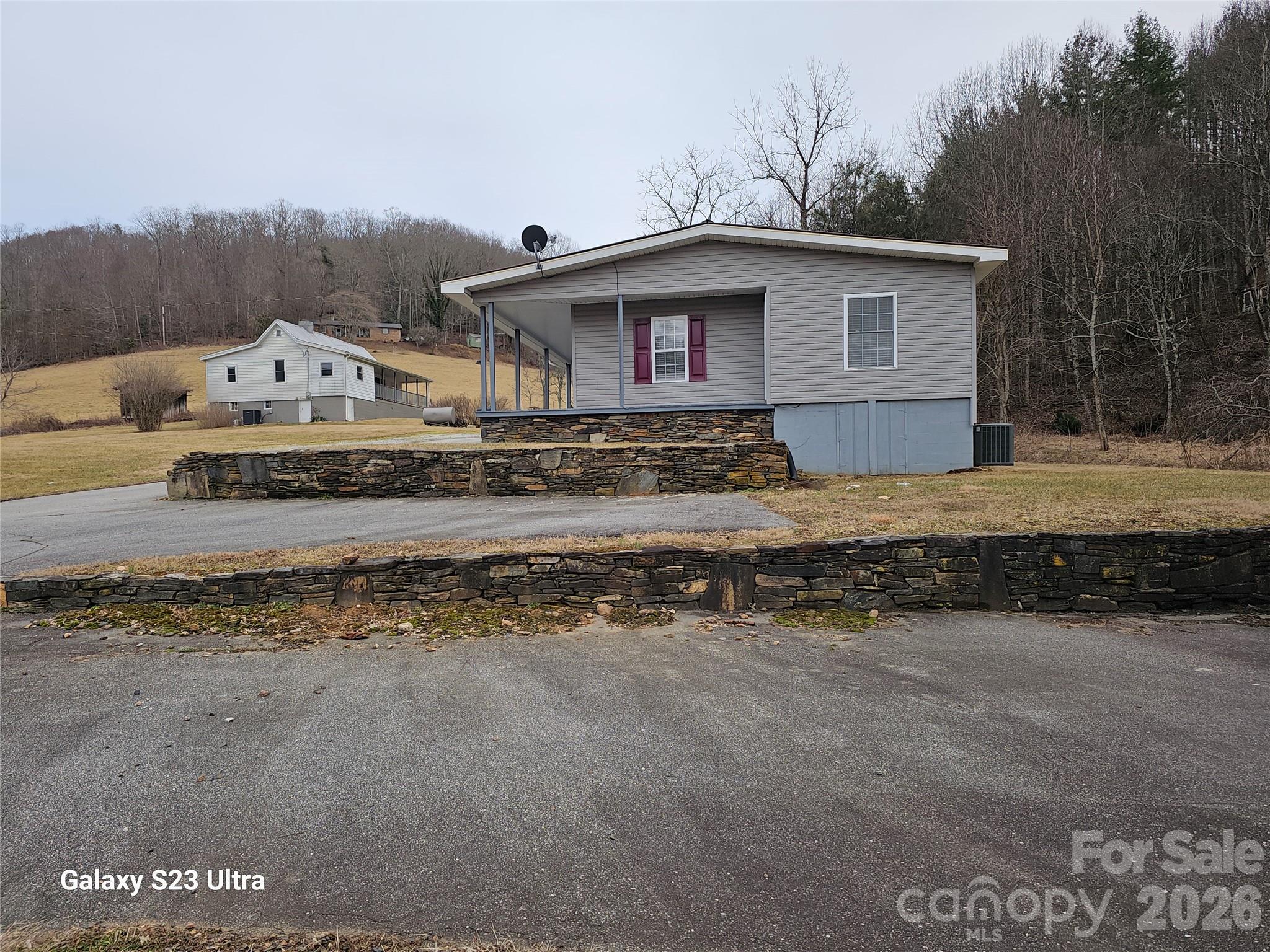 Homes for sale in Bakersville, NC | 656 Water St, Bakersville, NC 28705 | MLS# 4385789