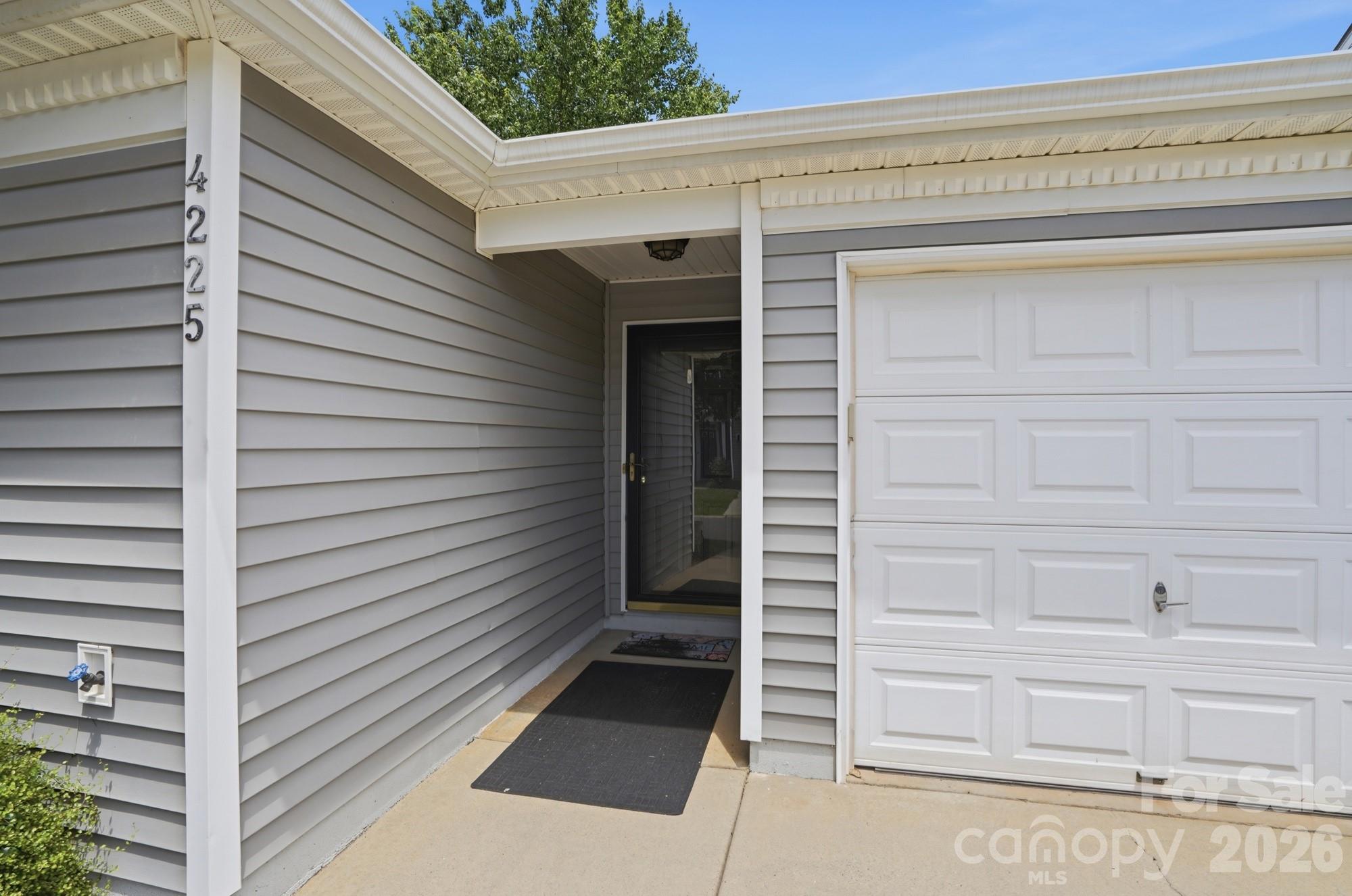 Homes for sale in Fort Mill, SC | 4225 Hogan Ln, Fort Mill, SC 29707 | MLS# 4385941