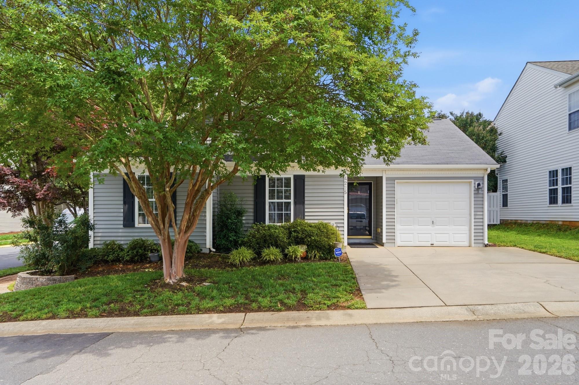 Homes for sale in Fort Mill, SC | 4225 Hogan Ln, Fort Mill, SC 29707 | MLS# 4385941