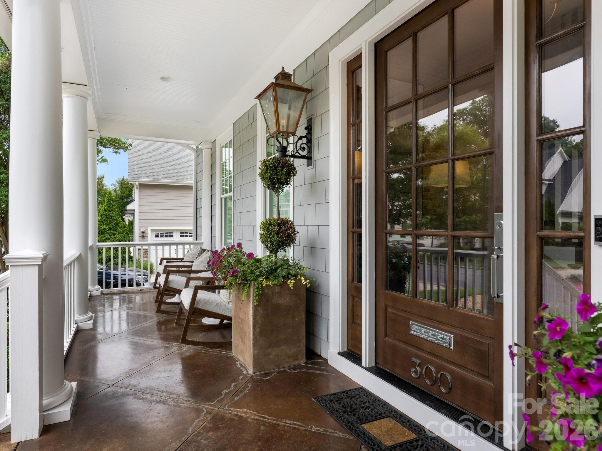 3rd image of 300 Plantation Pl, Charlotte, NC 28209 | MLS# 4386127
