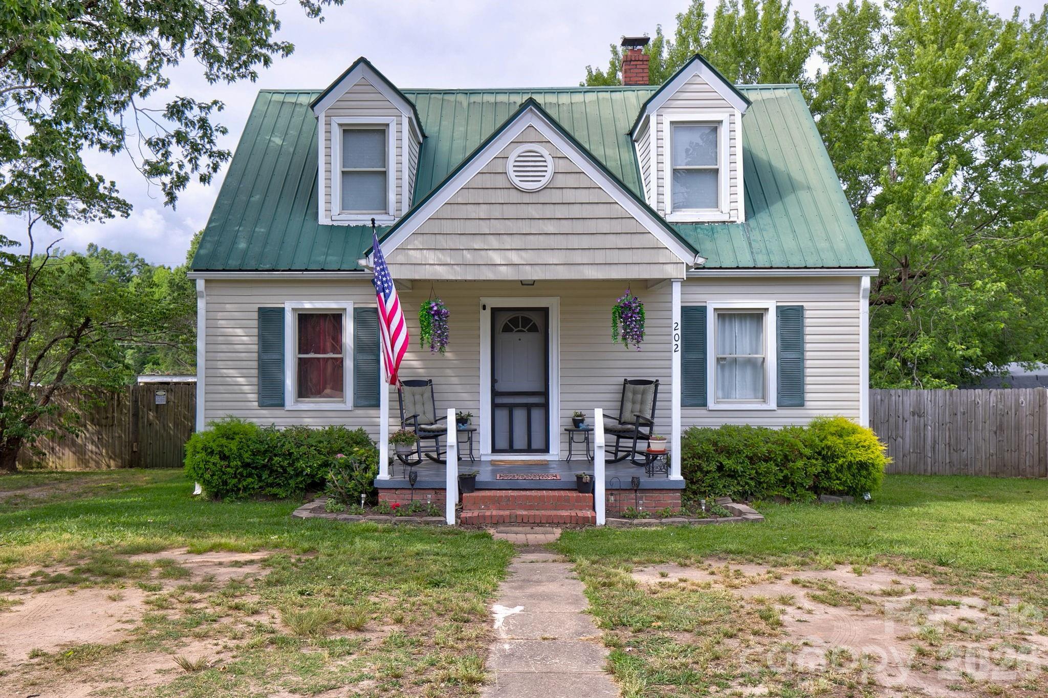 Homes for sale in Great Falls, SC | 202 Chester Ave #2, Great Falls, SC 29055 | MLS# 4386230