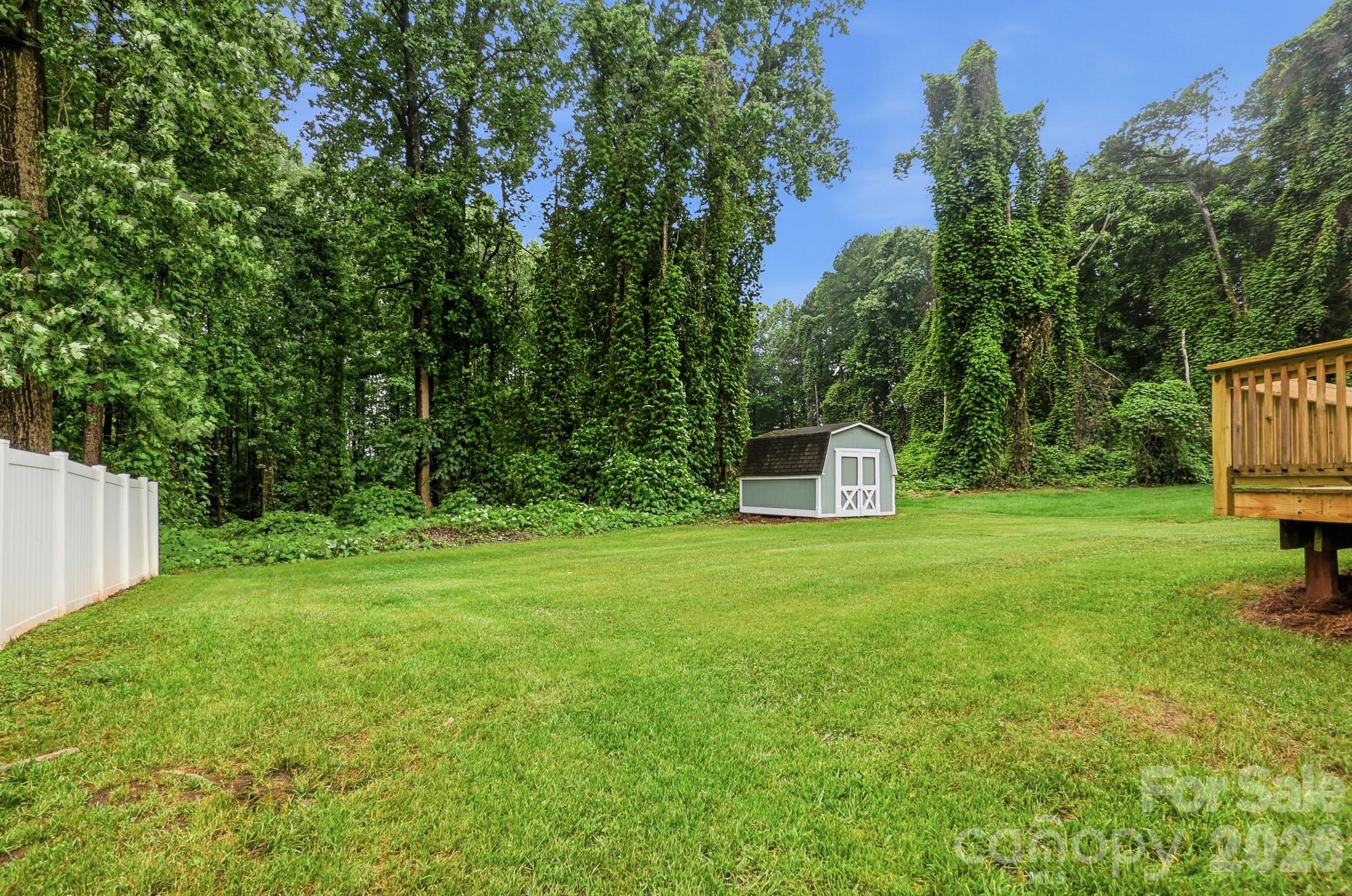 Homes for sale in Charlotte, NC | 6000 Carriage Oaks Dr, Charlotte, NC 28262 | MLS# 4386305
