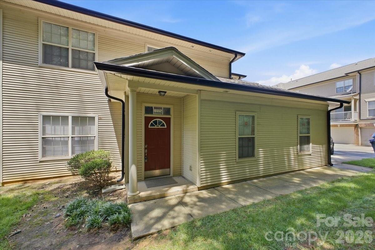 Homes for sale in Charlotte, NC | 6552 Quarterbridge Ln, Charlotte, NC 28262 | MLS# 4386437