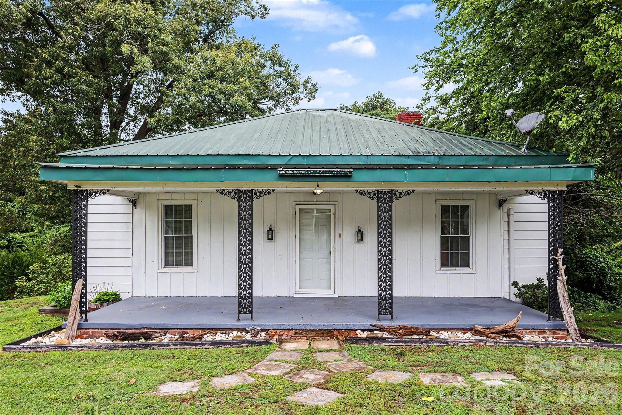 Homes for sale in Great Falls, SC | 58 Poplar St, Great Falls, SC 29055 | MLS# 4386449