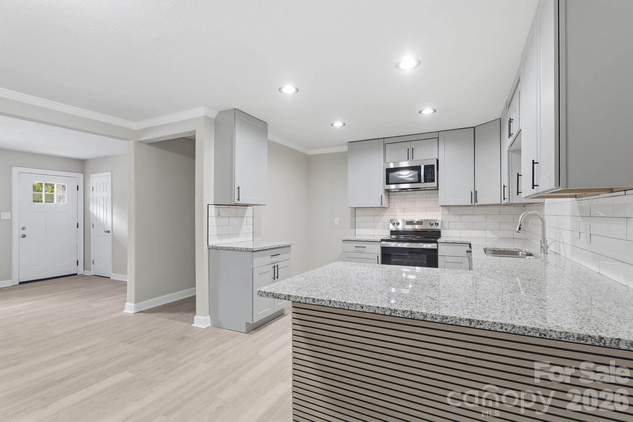 4th image of 810 Echo Glen Rd, Charlotte, NC 28213 | MLS# 4386453