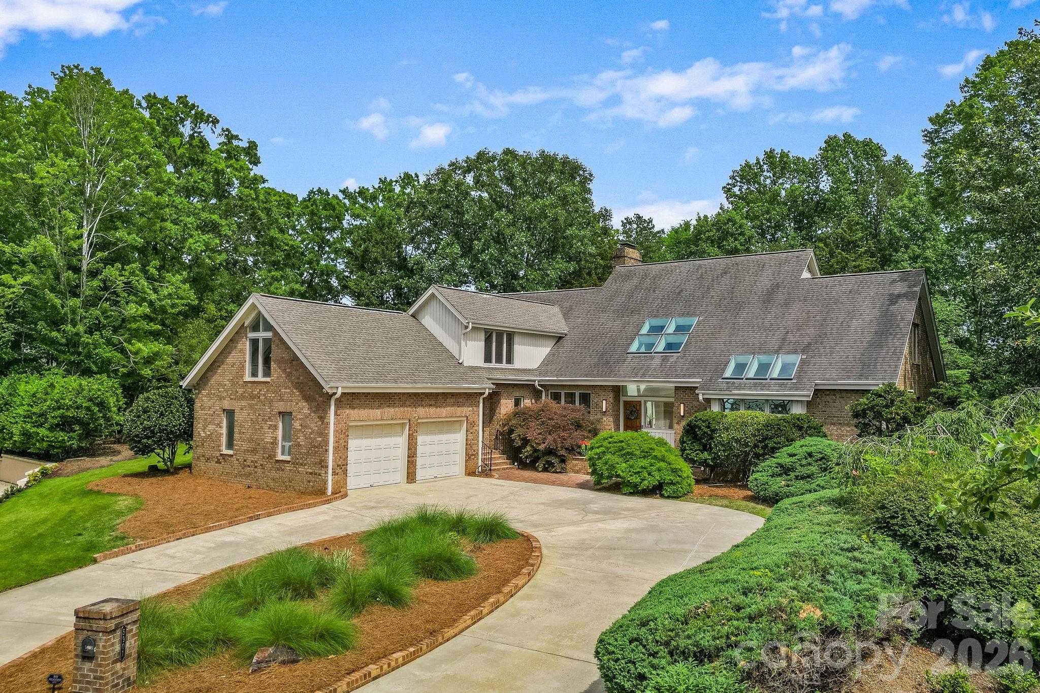Homes for sale in Charlotte, NC | 5901 Marsailles Ct, Charlotte, NC 28277 | MLS# 4387017