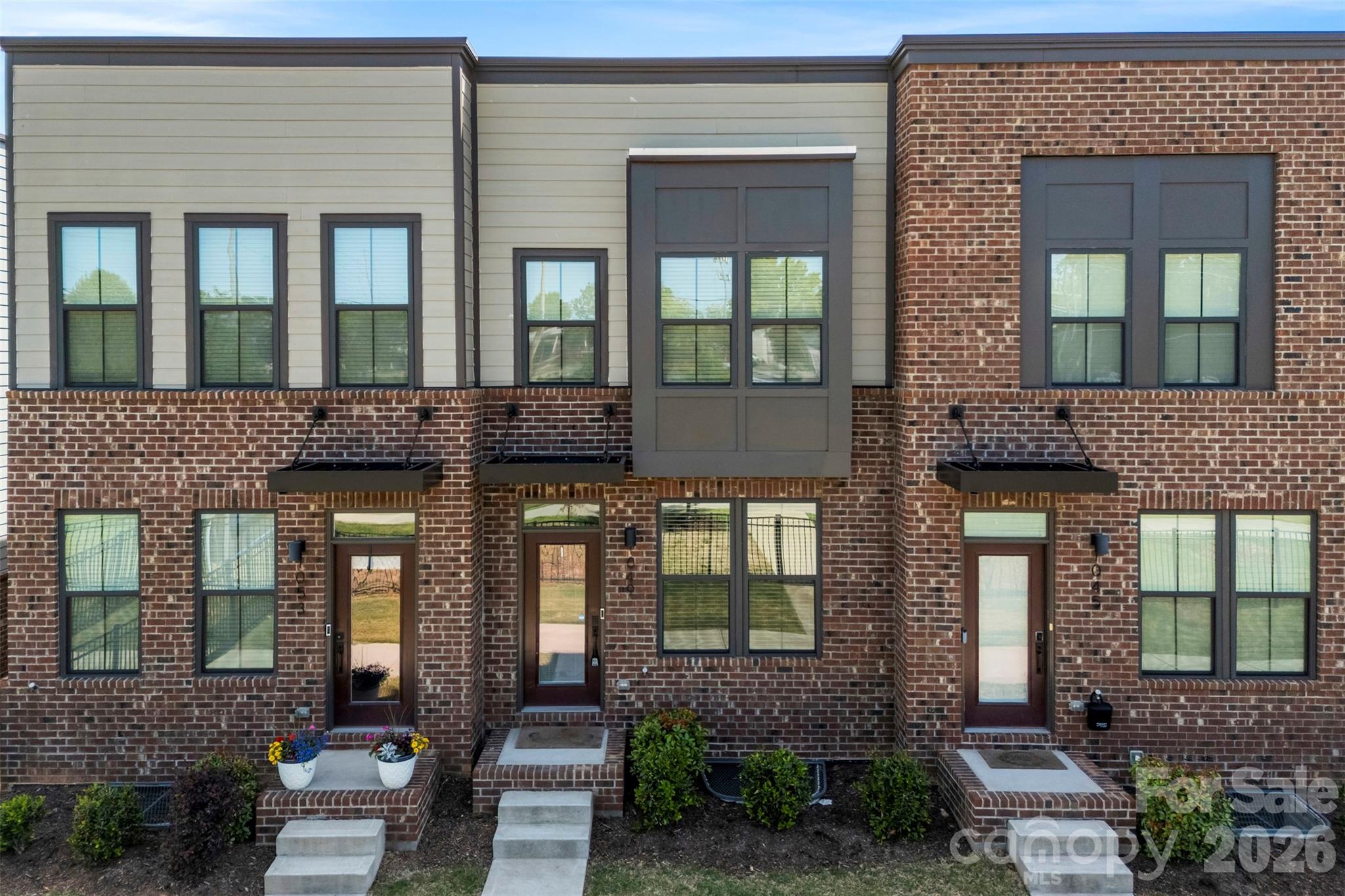 Homes for sale in Charlotte, NC | 1049 Simcoe Ln, Charlotte, NC 28217 | MLS# 4387071