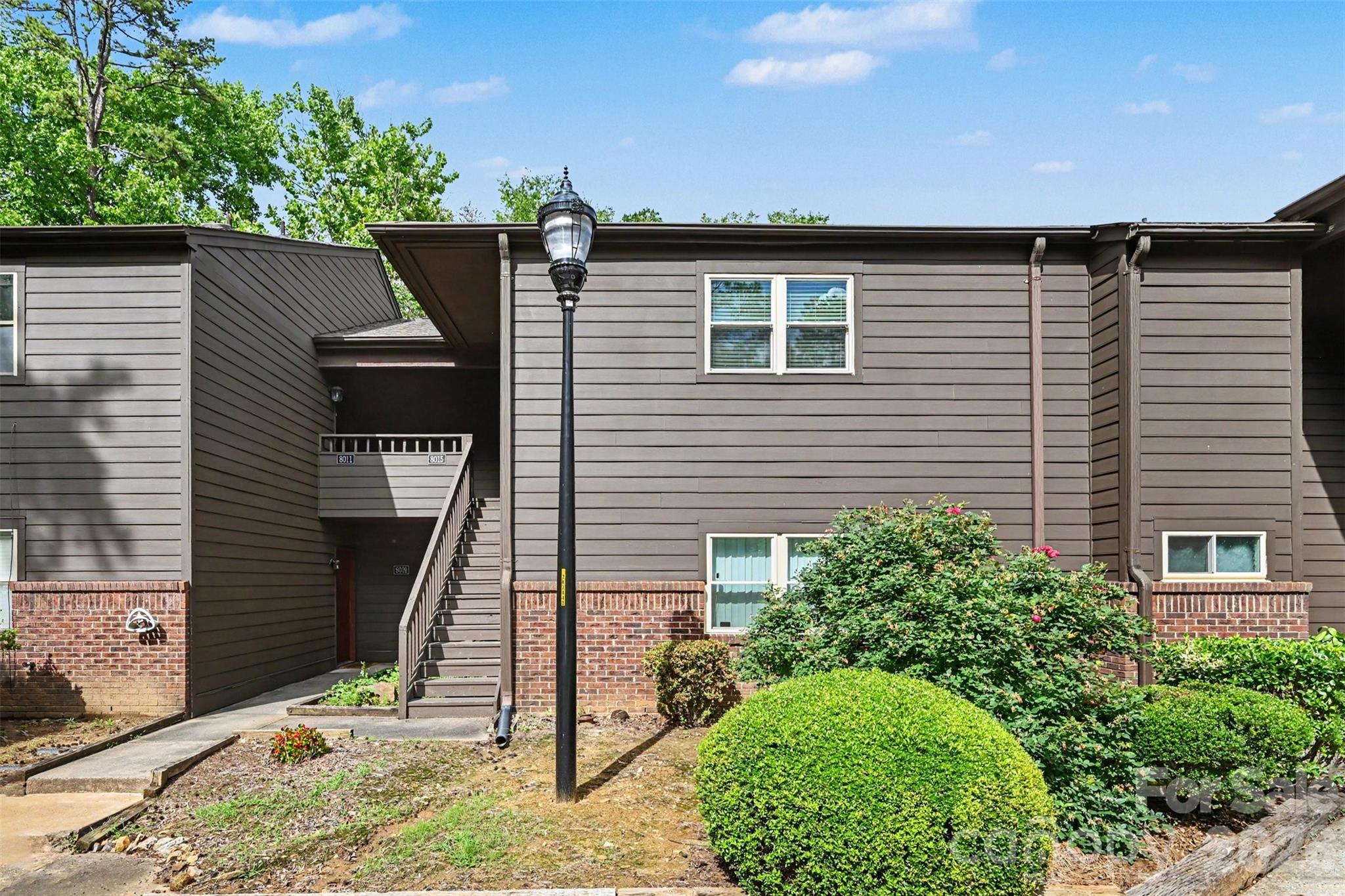 Homes for sale in Charlotte, NC | 8015 Cedar Glen Dr, Charlotte, NC 28212 | MLS# 4387304