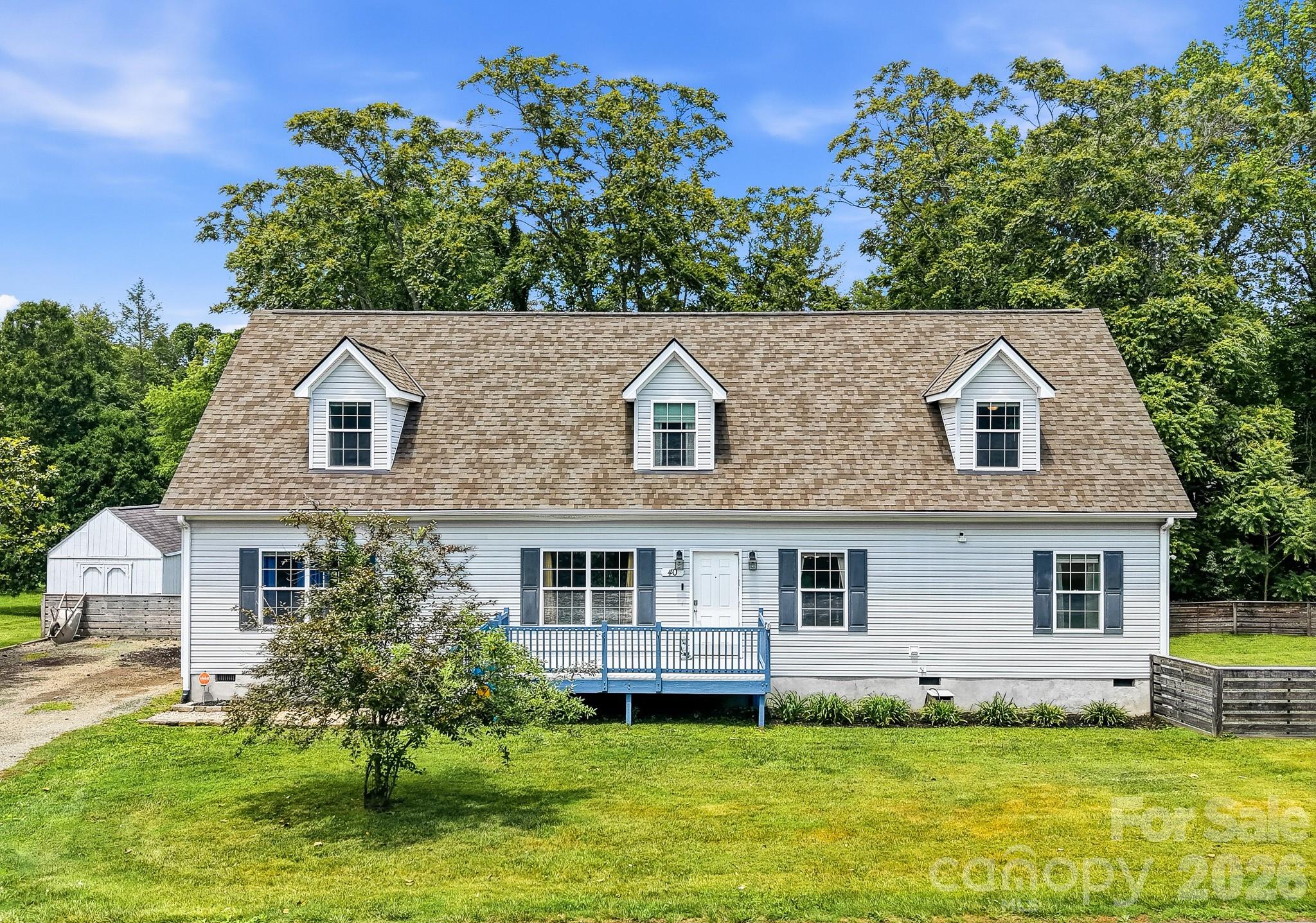Homes for sale in Candler, NC | 40 Liberty Rd, Candler, NC 28715 | MLS# 4387344