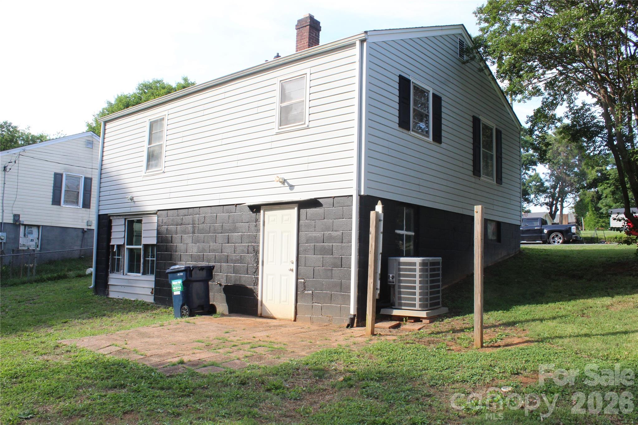 Homes for sale in Landis, NC | 406 E Mill St, Landis, NC 28088 | MLS# 4387345