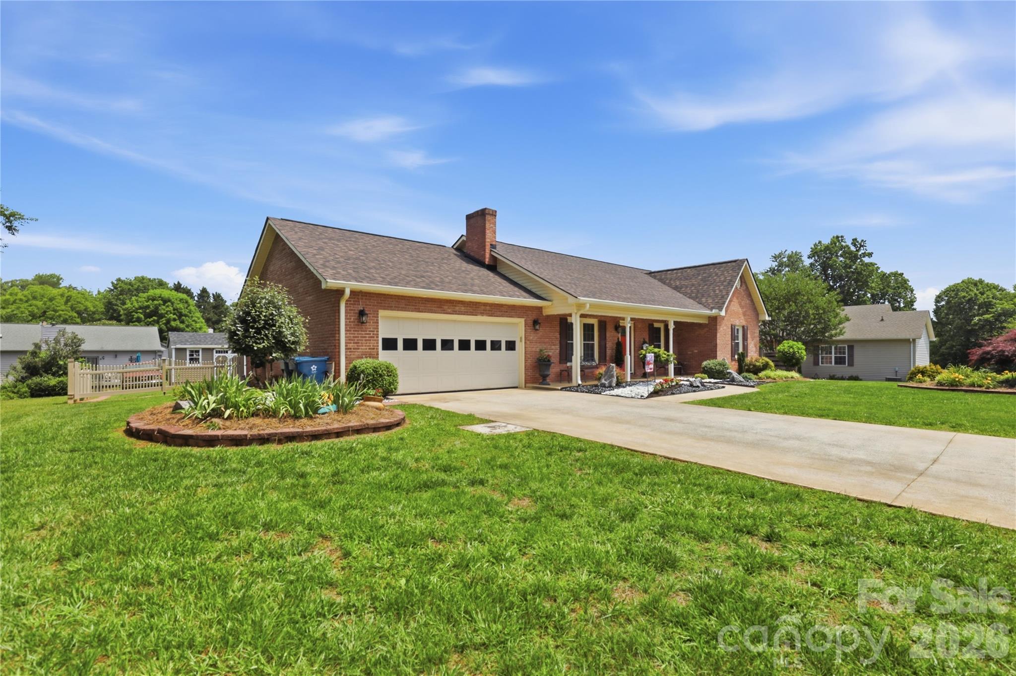 Homes for sale in Granite Falls, NC | 4 Fox Ridge Dr, Granite Falls, NC 28630 | MLS# 4387369
