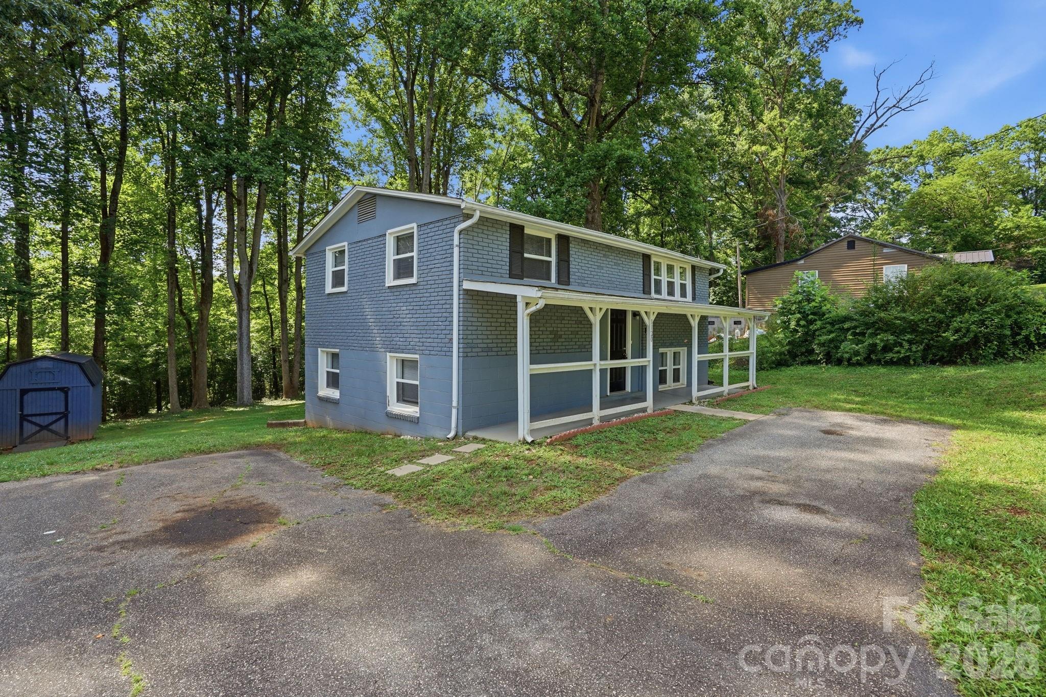 Homes for sale in Statesville, NC | 1120 Rita Ave, Statesville, NC 28677 | MLS# 4387429