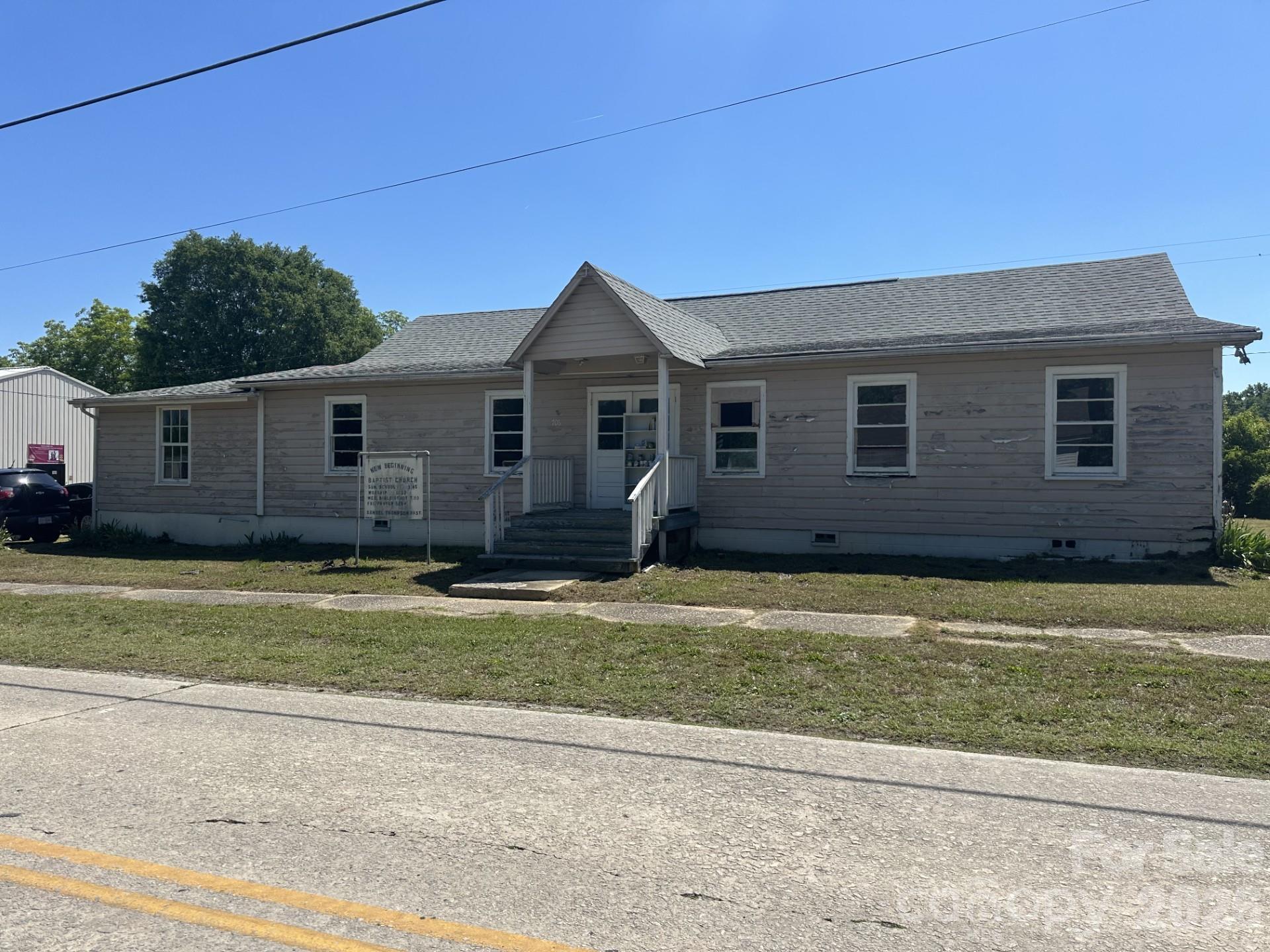 Homes for sale in Clover, SC | 706 Old North Main St, Clover, SC 29710 | MLS# 4387468