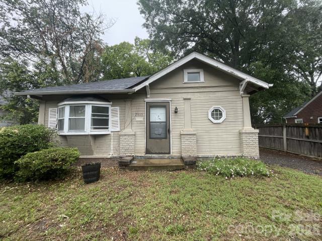 Homes for sale in Charlotte, NC | 2616 Holton Ave, Charlotte, NC 28208 | MLS# 4387583
