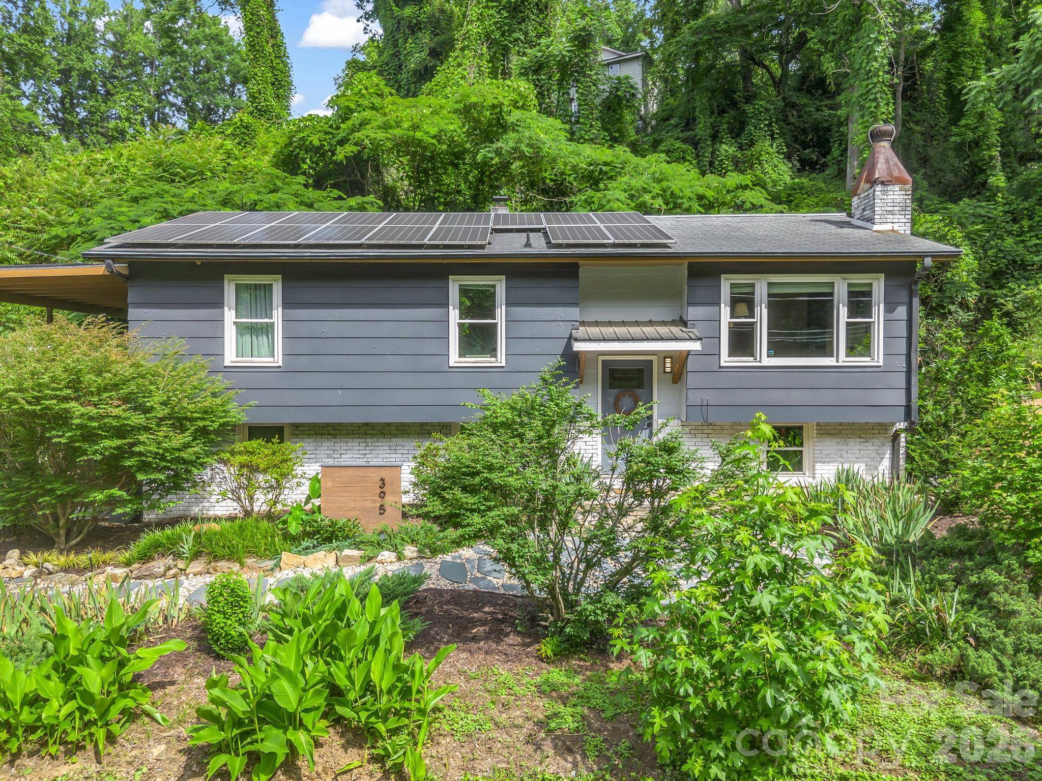 Homes for sale in Tryon, NC | 395 E Howard St, Tryon, NC 28782 | MLS# 4387885