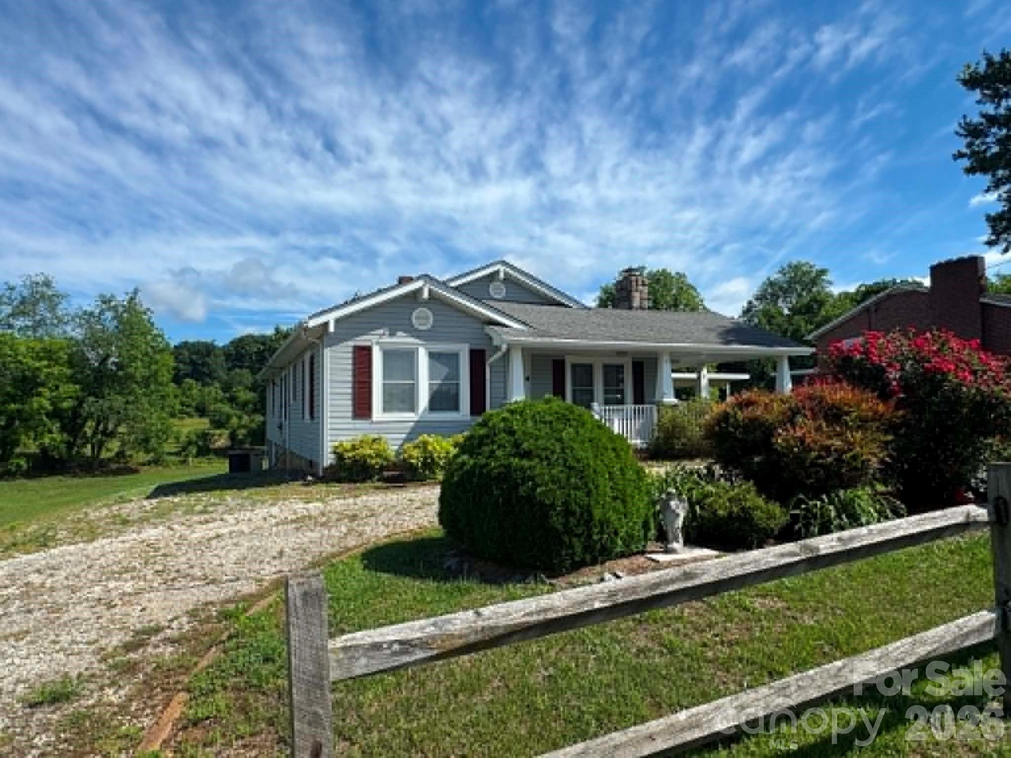 Homes for sale in State Road, NC | 1230 Zephyr Mountain Park Rd, State Road, NC 28676 | MLS# 4388167