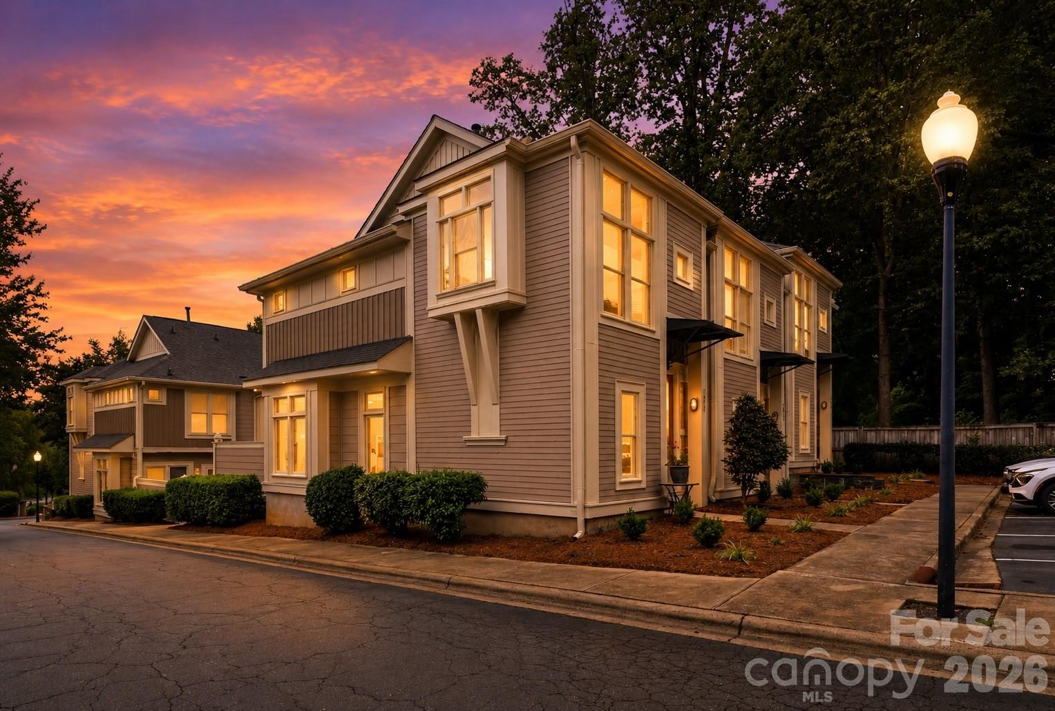 Homes for sale in Charlotte, NC | 1073 Park West Dr, Charlotte, NC 28209 | MLS# 4388315