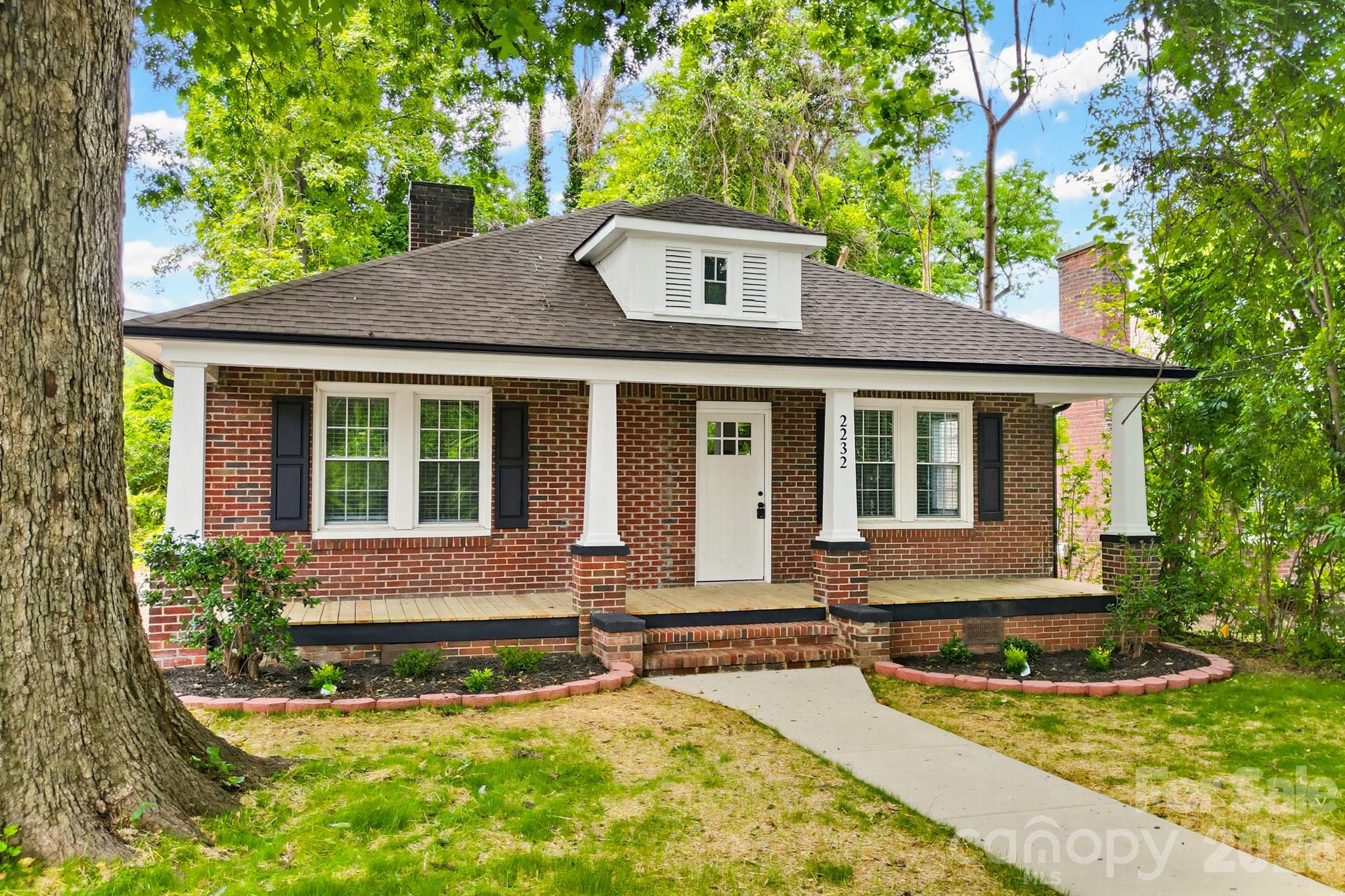 2nd image of 2232 Wilmore Dr, Charlotte, NC 28203 | MLS# 4388385