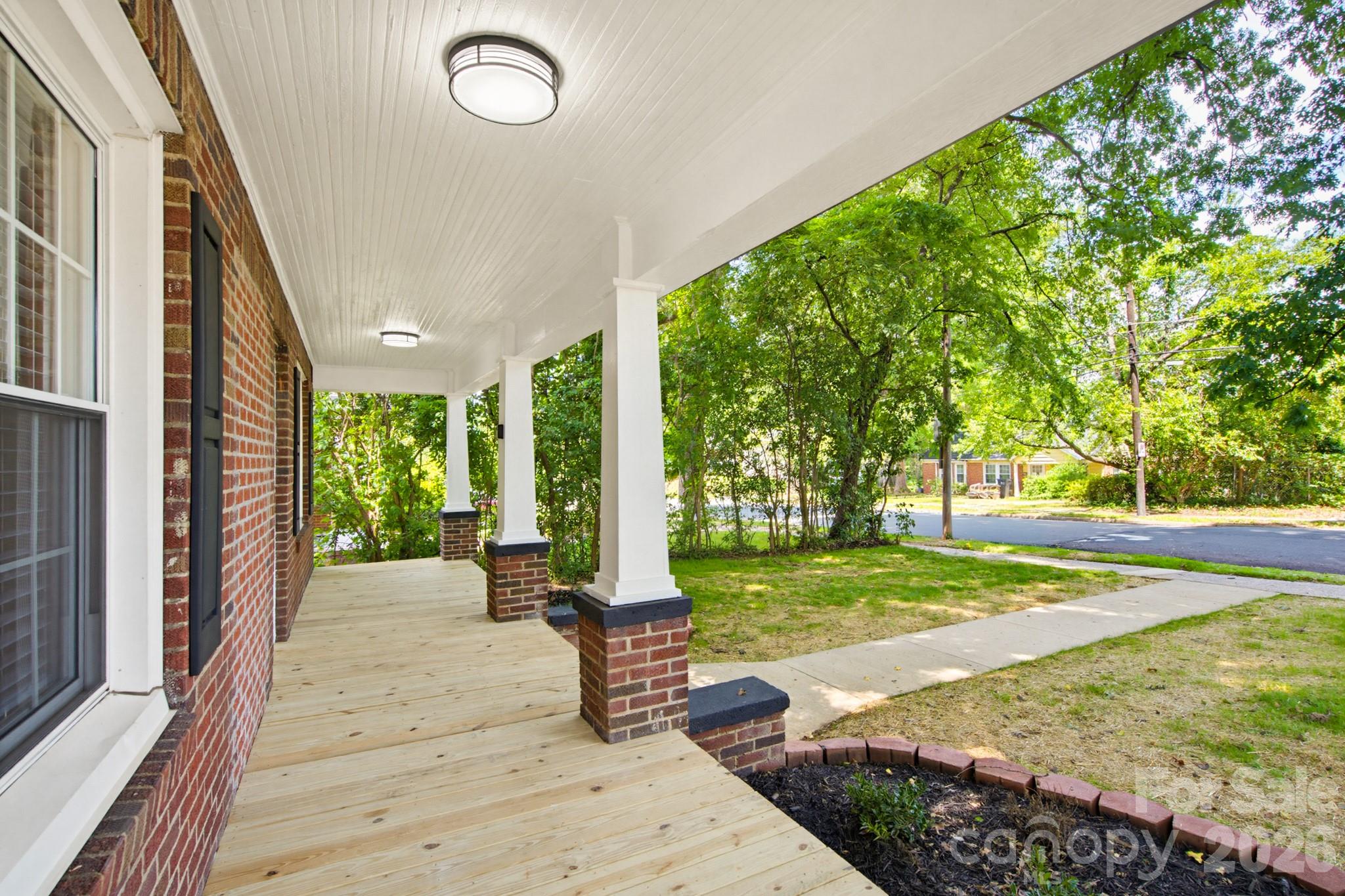 5th image of 2232 Wilmore Dr, Charlotte, NC 28203 | MLS# 4388385