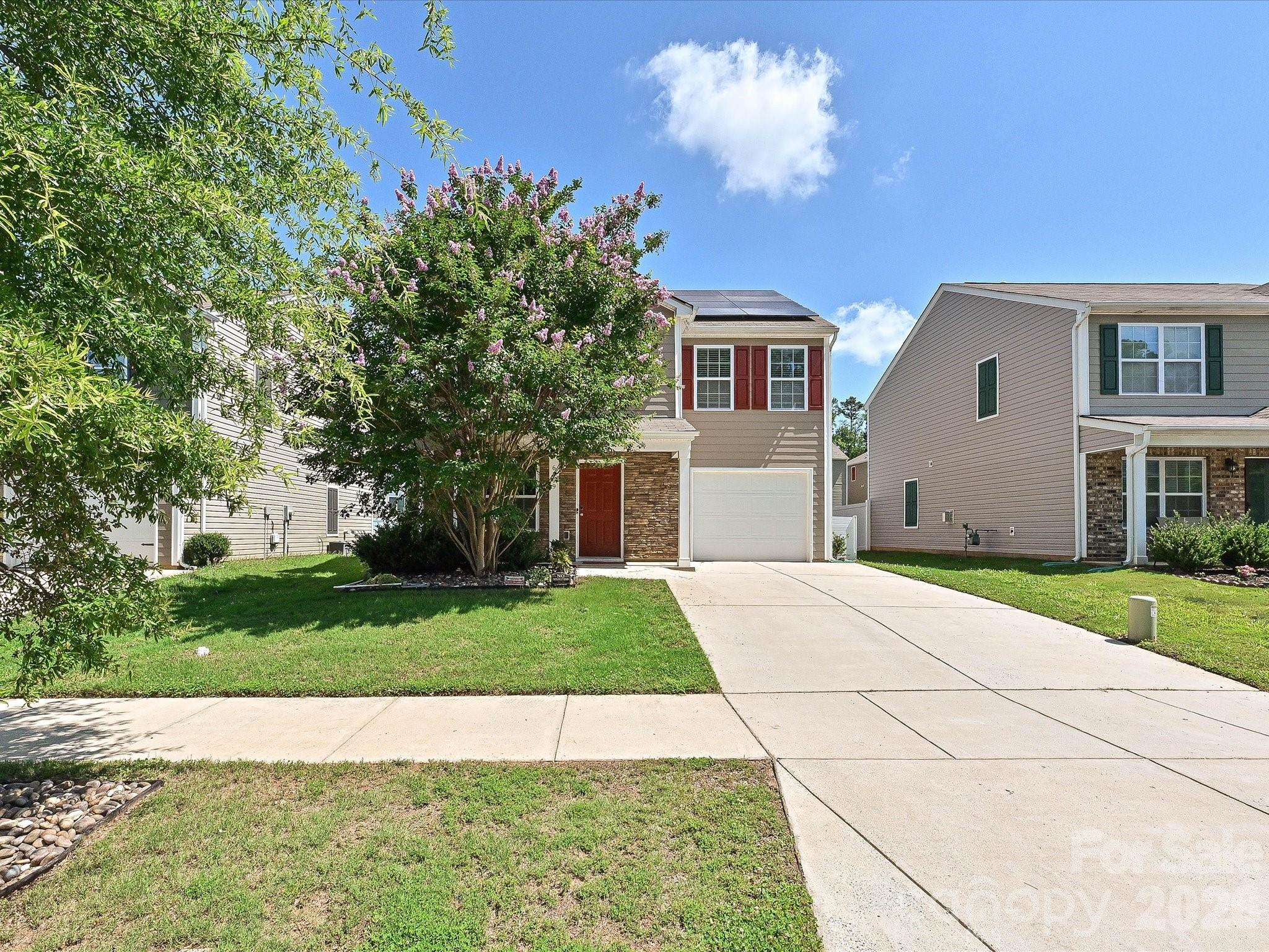 Homes for sale in Charlotte, NC | 6709 Broad Valley Ct, Charlotte, NC 28216 | MLS# 4388395