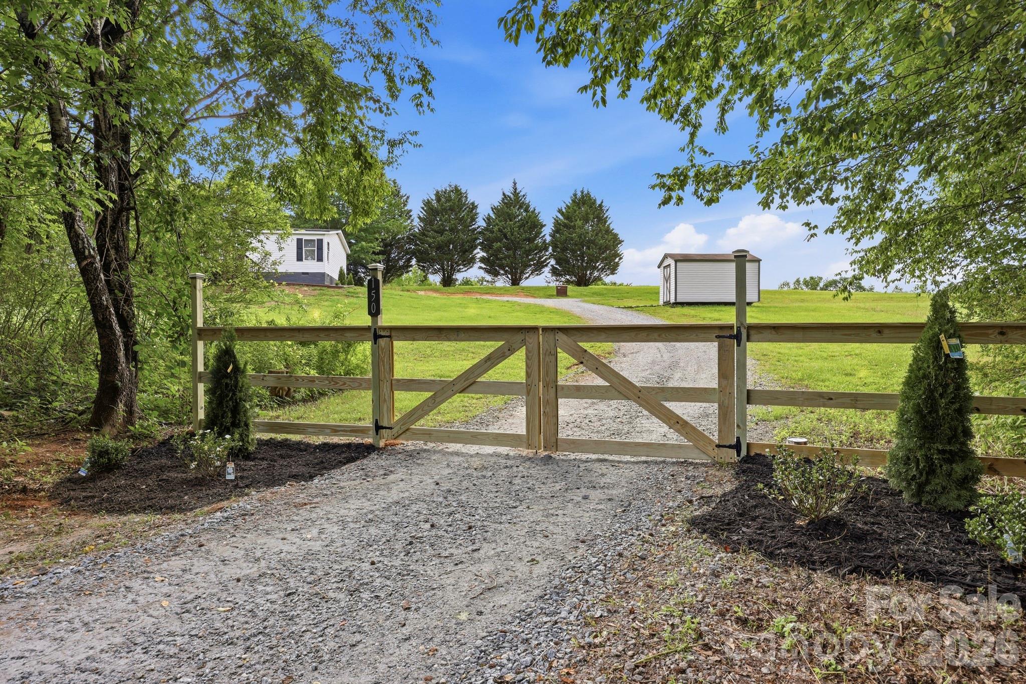 Homes for sale in Rutherfordton, NC | 150 Pasture Trl, Rutherfordton, NC 28139 | MLS# 4388477