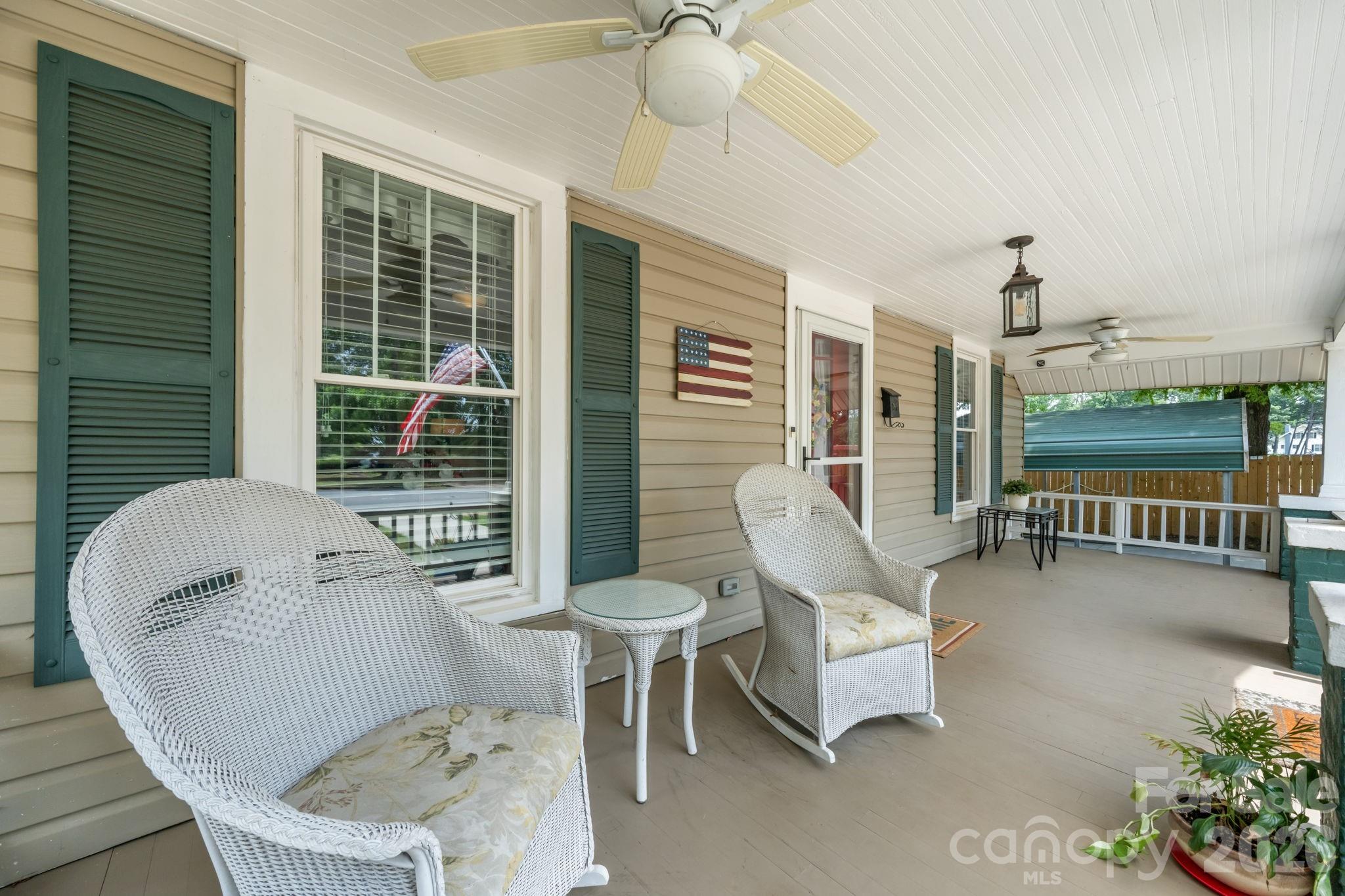 Homes for sale in Claremont, NC | 3084 W Main St, Claremont, NC 28610 | MLS# 4388526