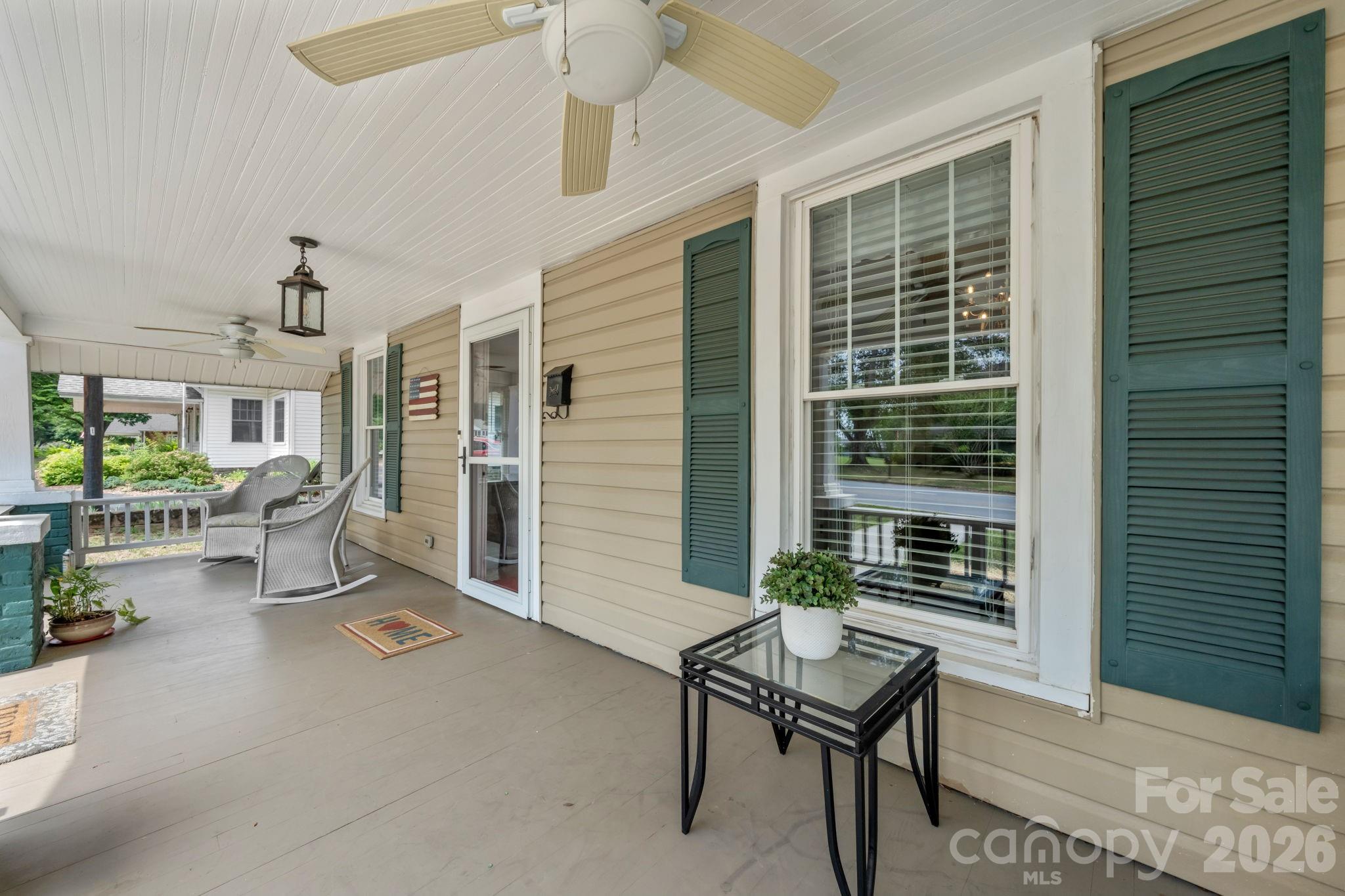 Homes for sale in Claremont, NC | 3084 W Main St, Claremont, NC 28610 | MLS# 4388526