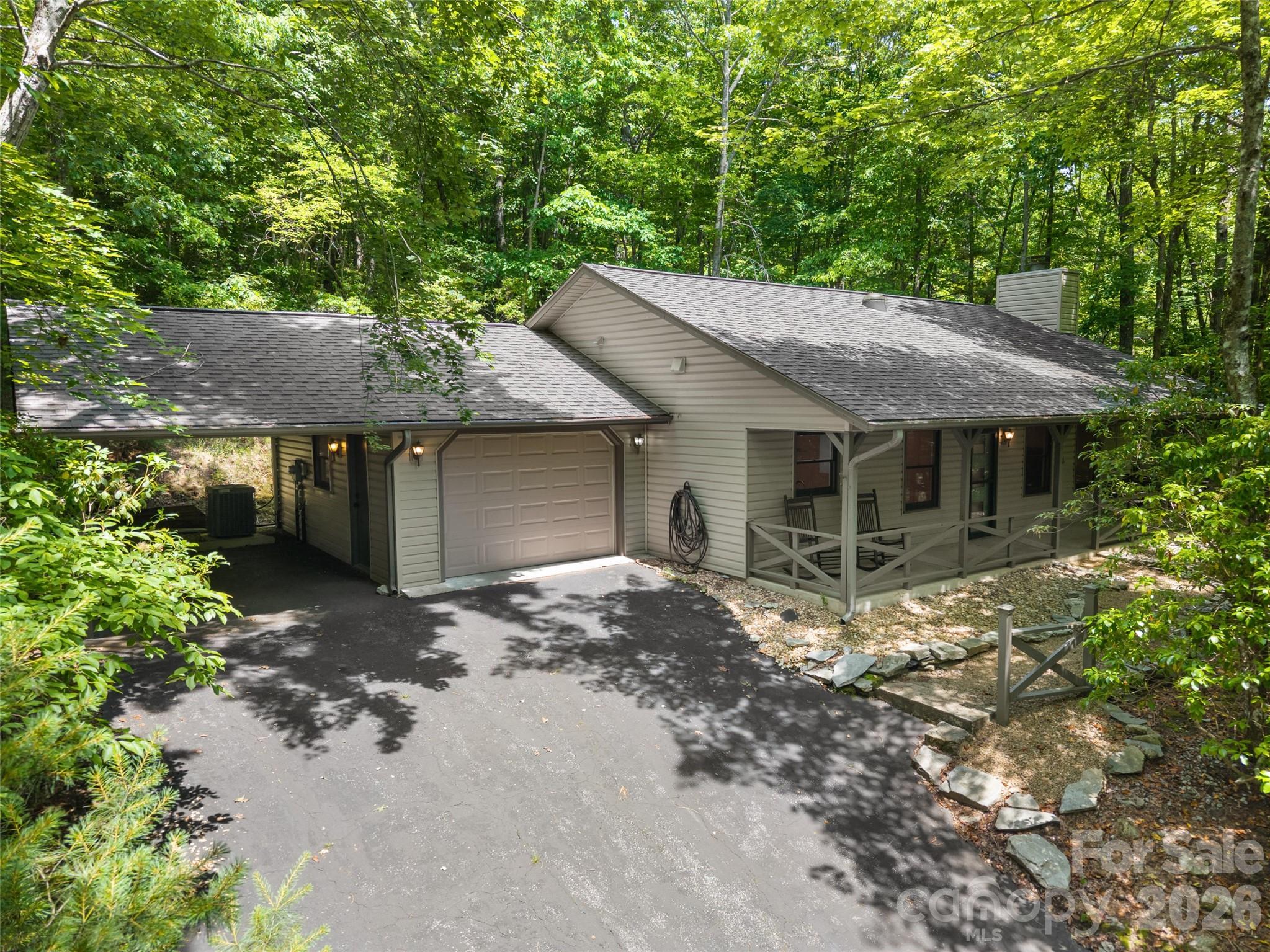 Homes for sale in Brevard, NC | 90 Cheestoonaya Wy, Brevard, NC 28712 | MLS# 4388564