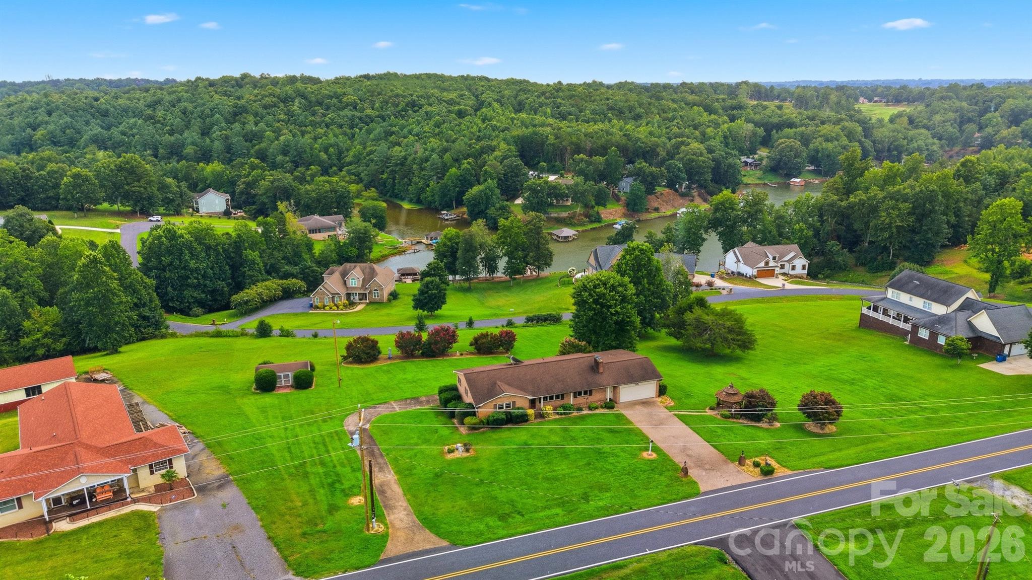 2nd image of 5305 Icard Ridge Rd, Hickory, NC 28601 | MLS# 4388670