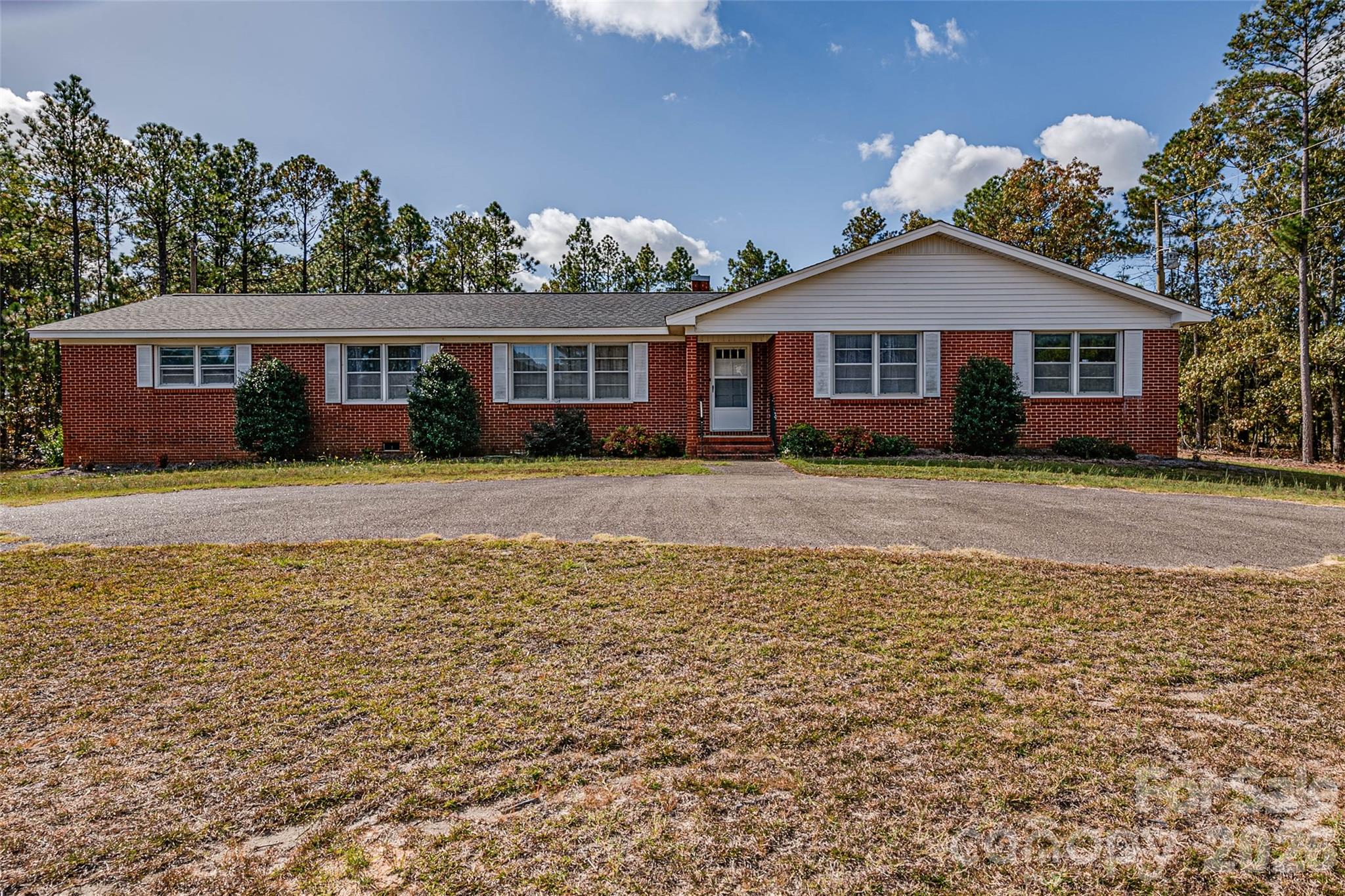 Homes for sale in Cheraw, SC | 8684 Teals Mill Rd, Cheraw, SC 29520 | MLS# 4388671