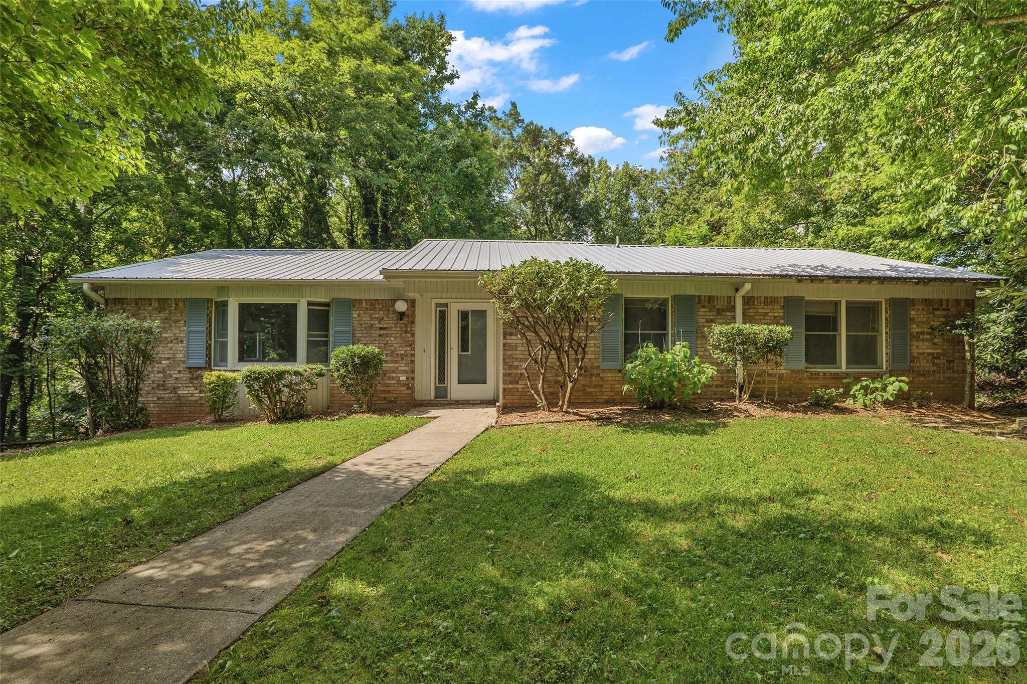 1st image of 709 Forest Ridge Dr, Hendersonville, NC 28791 | MLS# 4388878