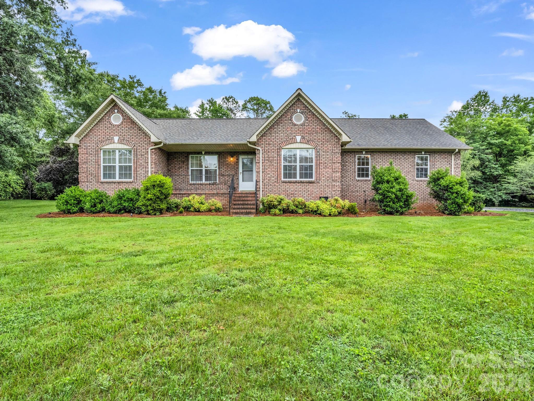 Homes for sale in Rutherfordton, NC | 153 Rosey Ln, Rutherfordton, NC 28139 | MLS# 4388900